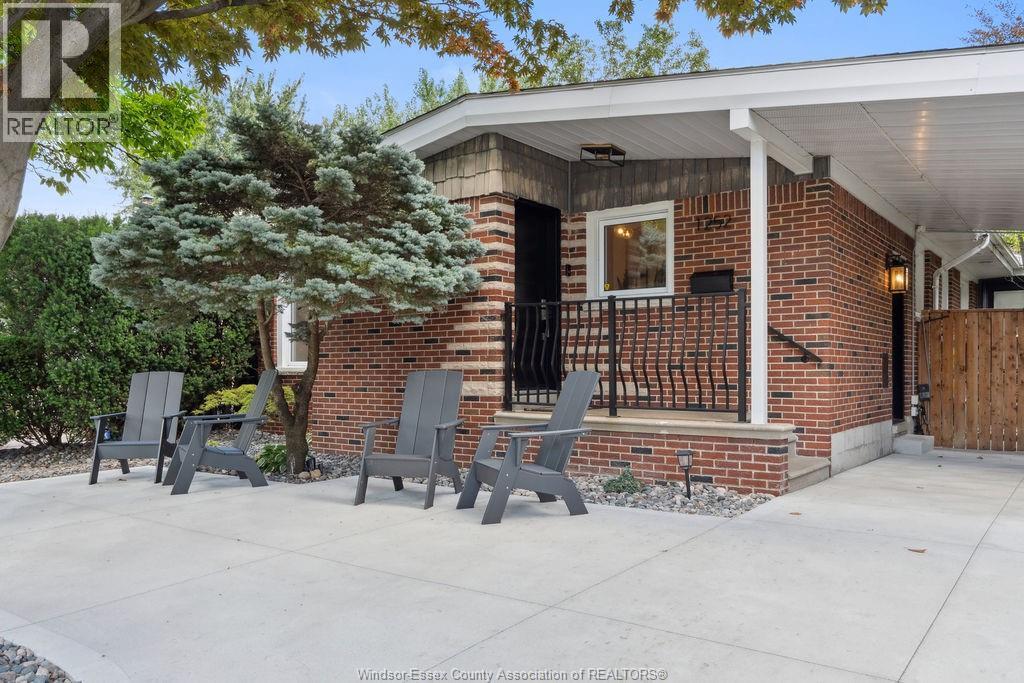 Photo 4 of 1252 Matthew Brady, Windsor ON
