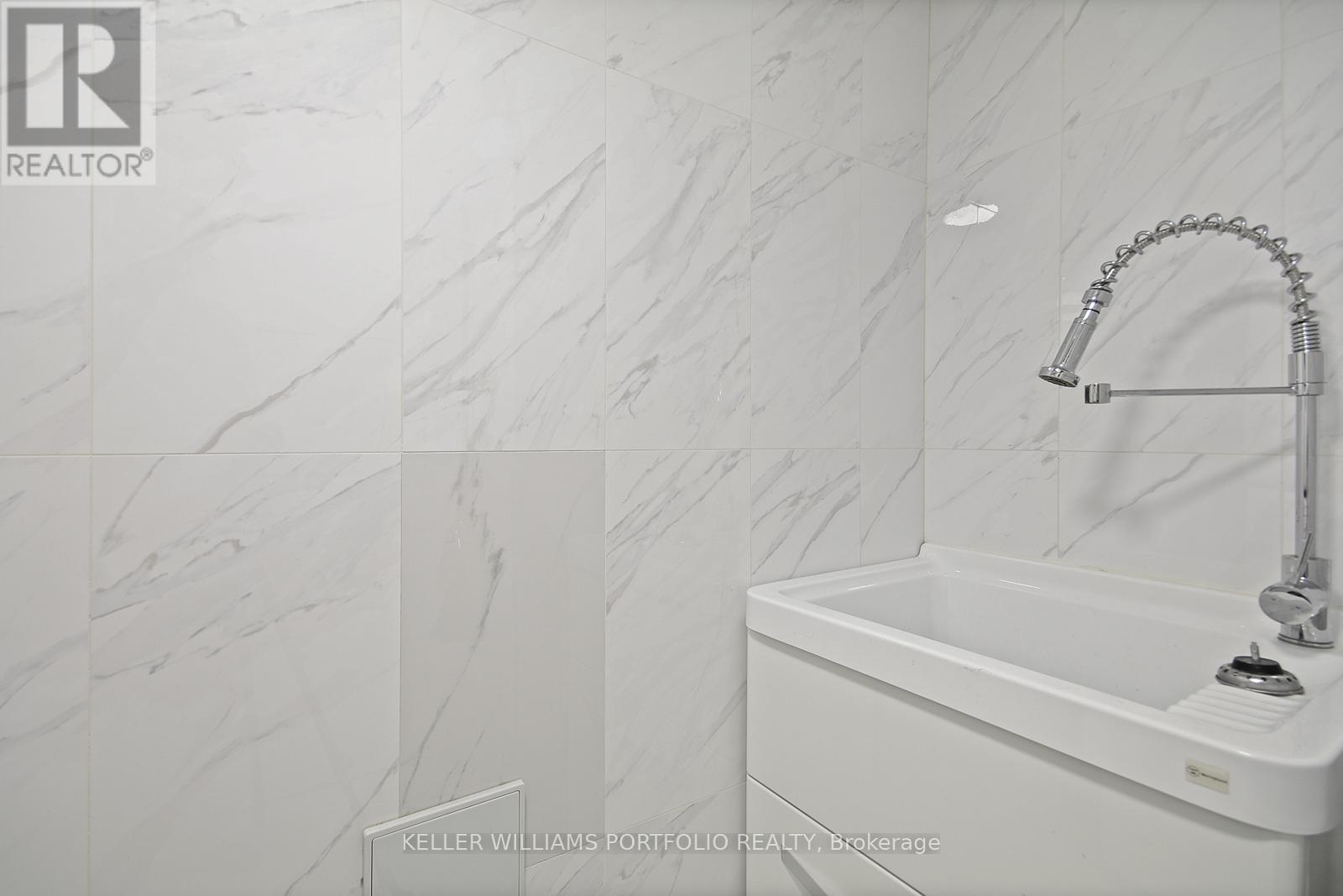 Photo 24 of 228 2 Valhalla Inn Road, Toronto ON