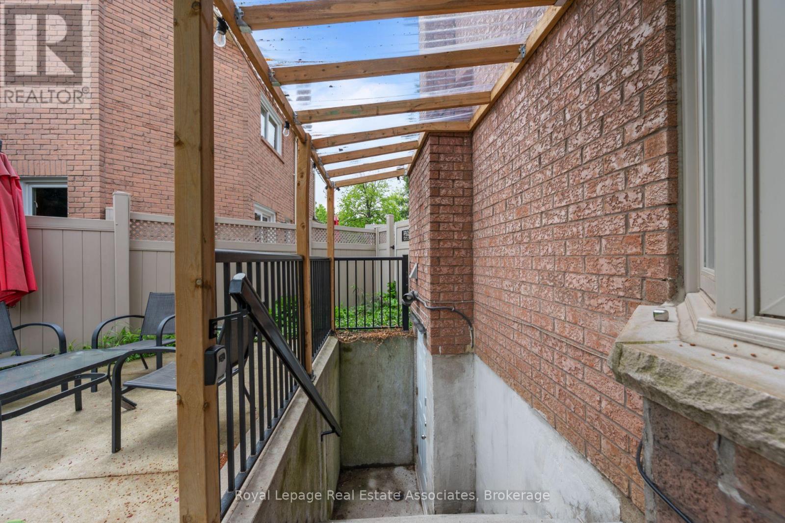 Photo 35 of 6682 Snow Goose Lanes Lane, Mississauga ON