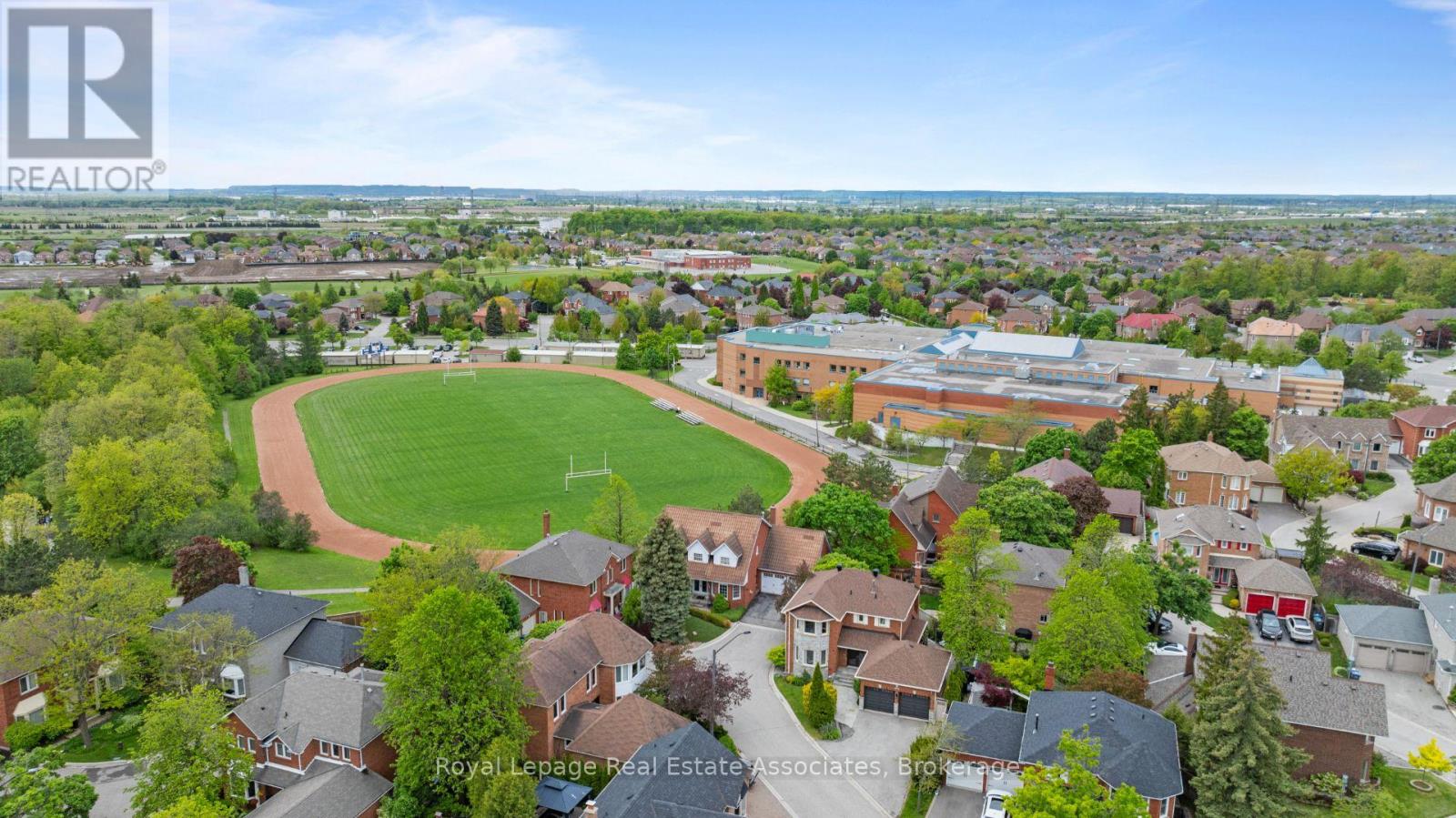 Photo 43 of 6682 Snow Goose Lanes Lane, Mississauga ON