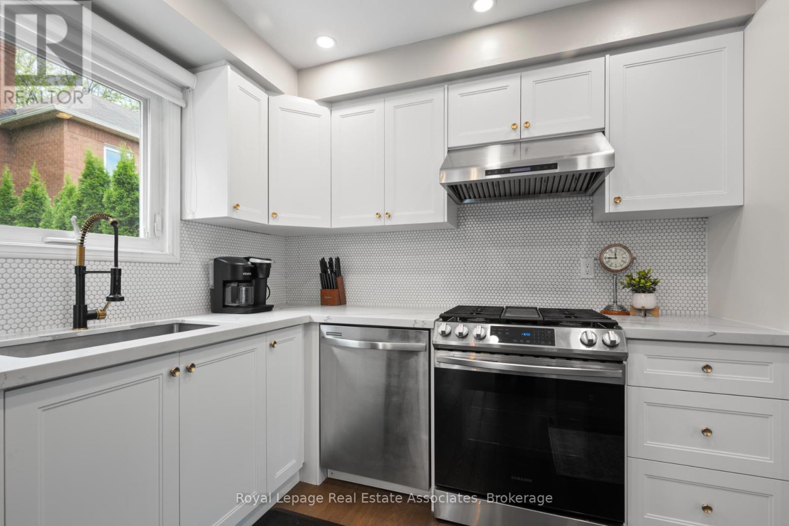 Photo 6 of 6682 Snow Goose Lanes Lane, Mississauga ON