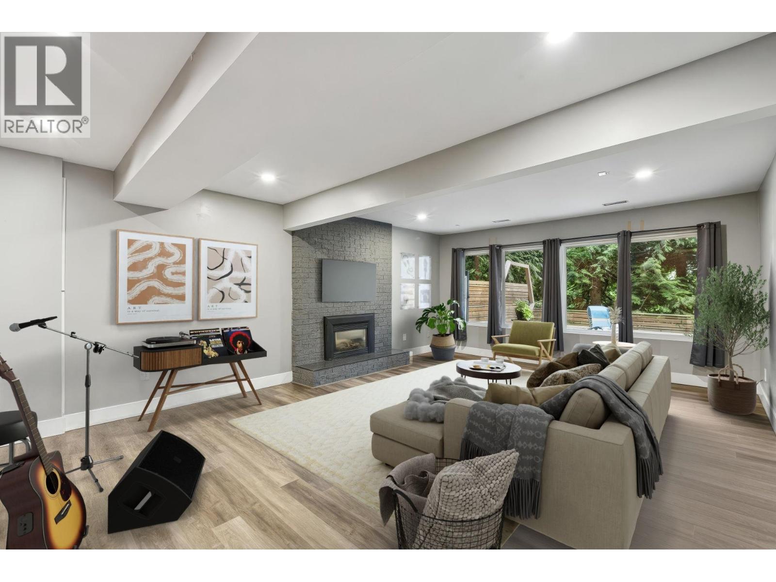Photo 26 of 1433 Mcnair Drive, North Vancouver BC