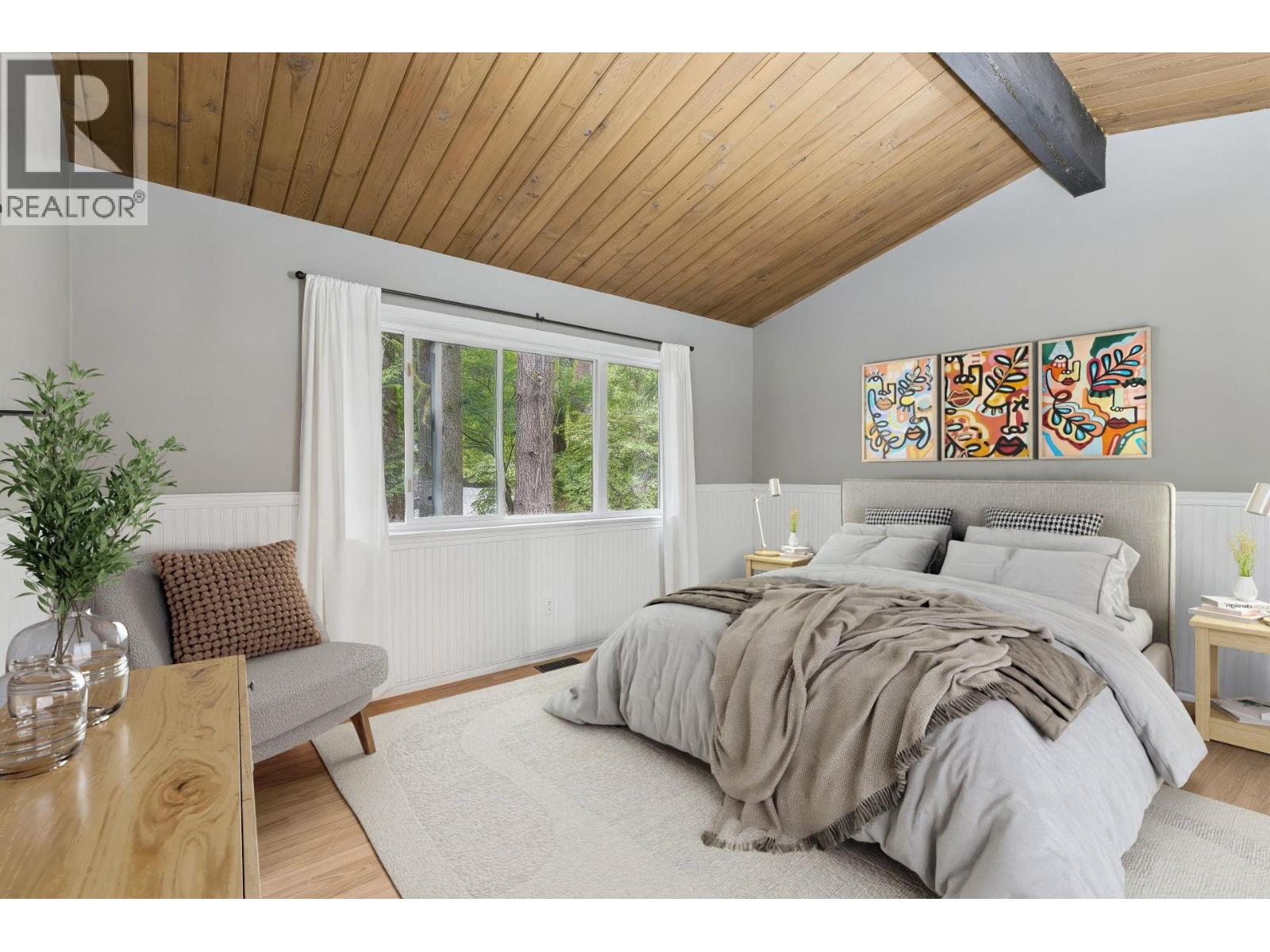 Photo 33 of 1433 Mcnair Drive, North Vancouver BC
