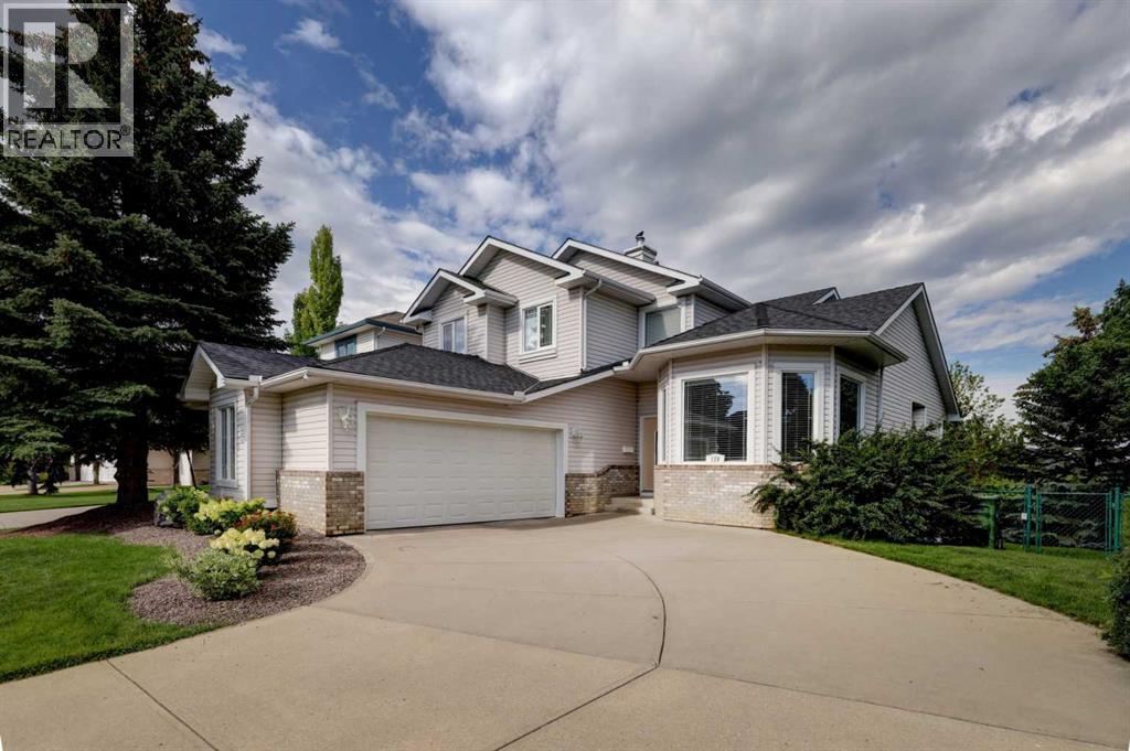 Photo 3 of 119 Valley Ridge Green Nw, Calgary AB