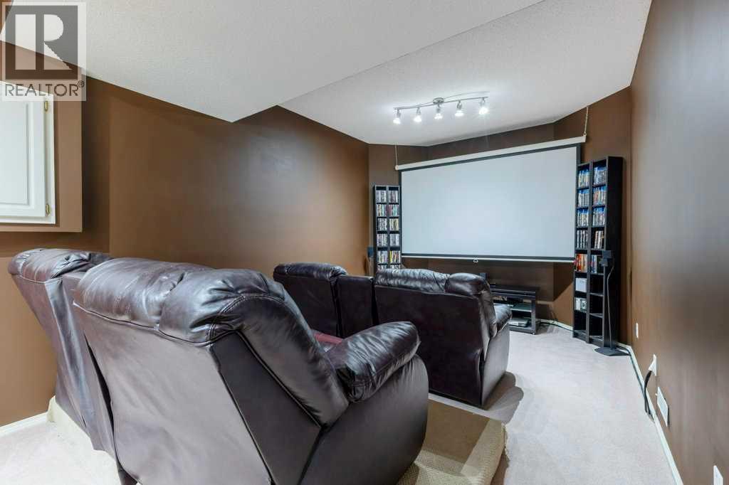 Photo 35 of 119 Valley Ridge Green Nw, Calgary AB