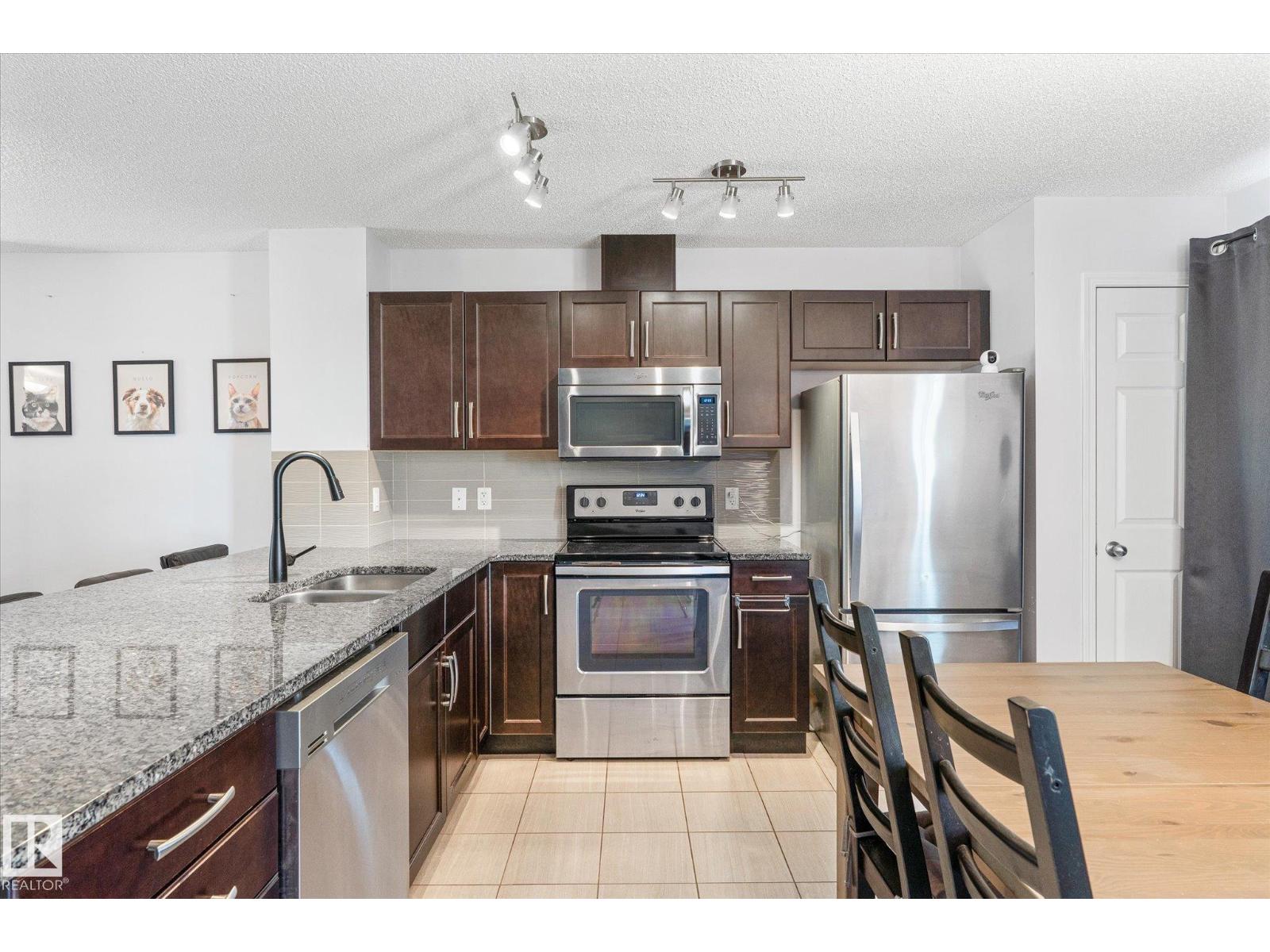 Photo 13 of 53 9151 Shaw Wy Sw, Edmonton AB