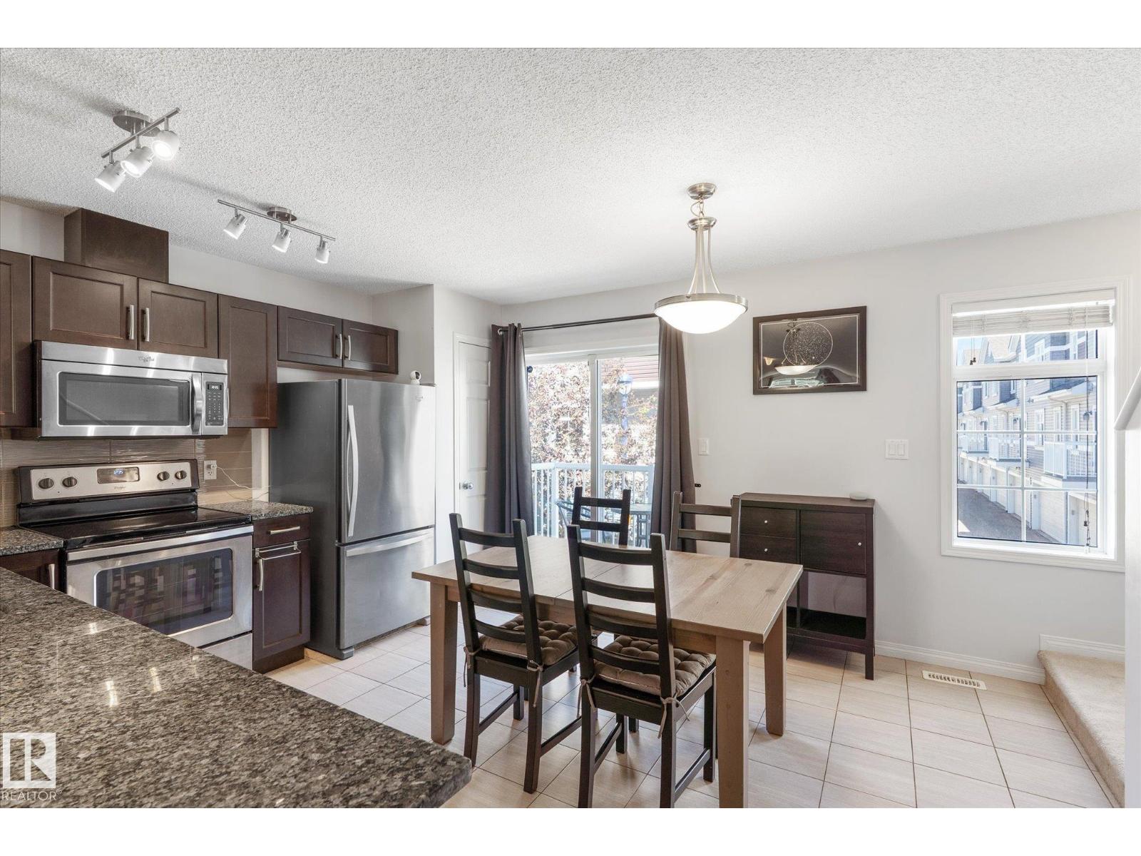 Photo 14 of 53 9151 Shaw Wy Sw, Edmonton AB