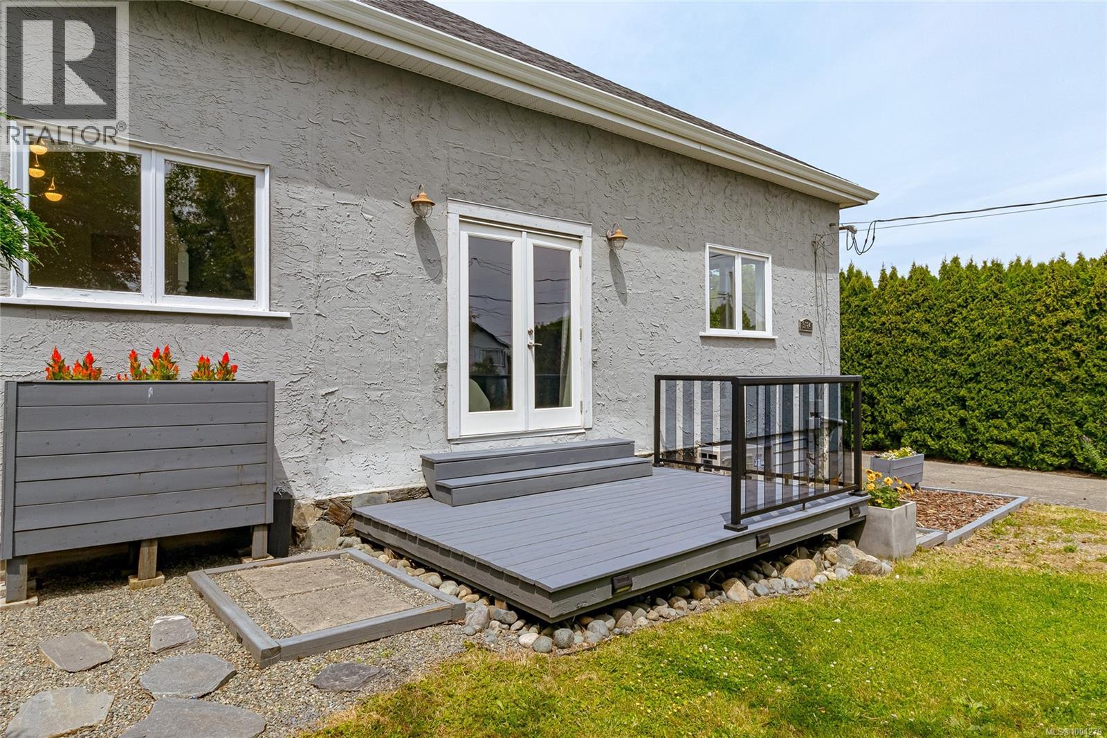 Photo 37 of 3184 Millgrove St, Saanich BC