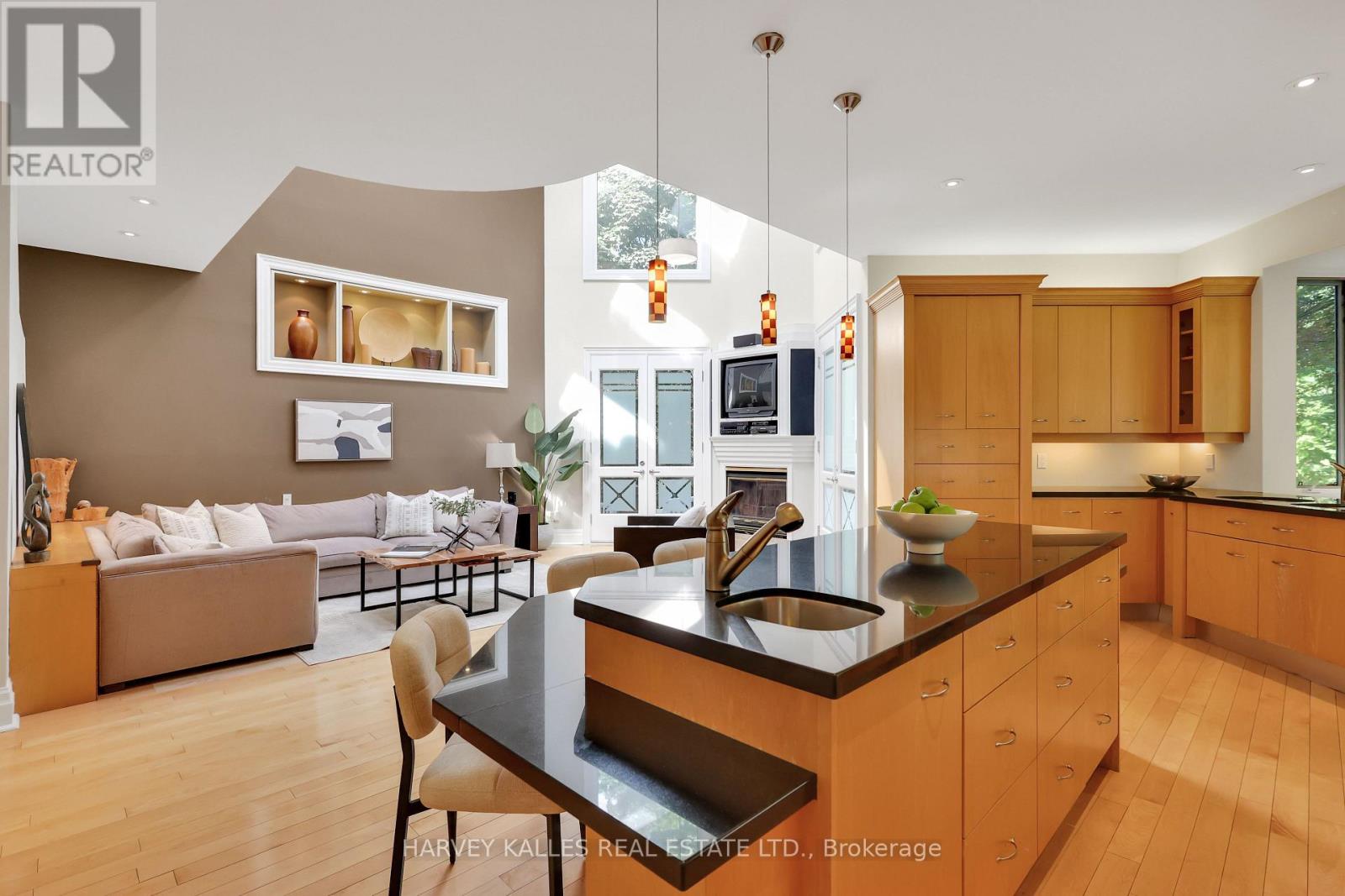 Photo 21 of 99 Bideford Avenue, Toronto ON
