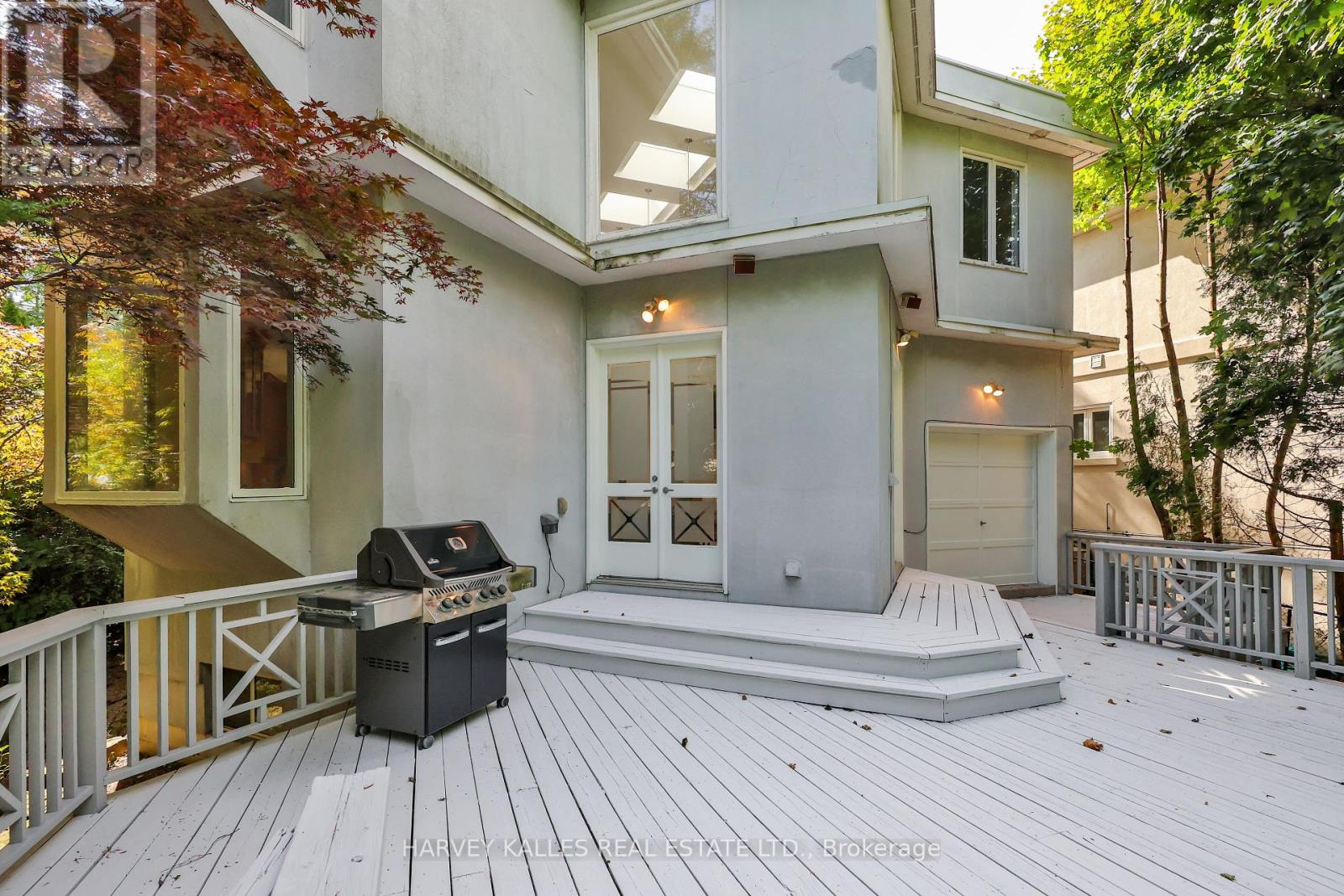 Photo 25 of 99 Bideford Avenue, Toronto ON