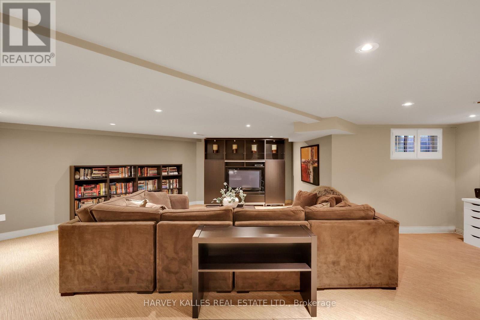 Photo 41 of 99 Bideford Avenue, Toronto ON