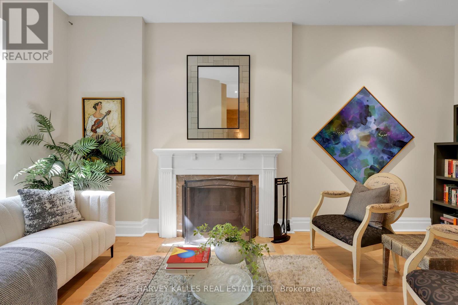 Photo 8 of 99 Bideford Avenue, Toronto ON