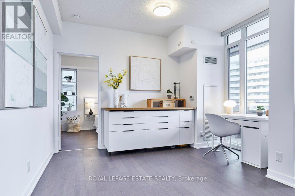 Photo 19 of N 419 120 Bayview Avenue, Toronto ON