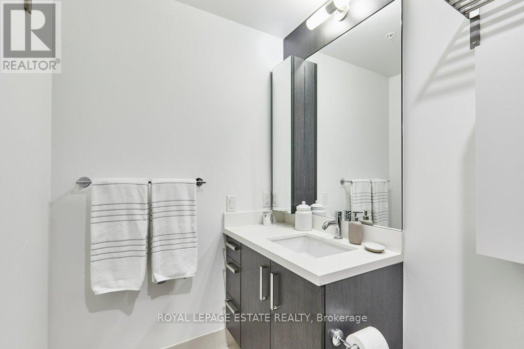 Photo 26 of N 419 120 Bayview Avenue, Toronto ON