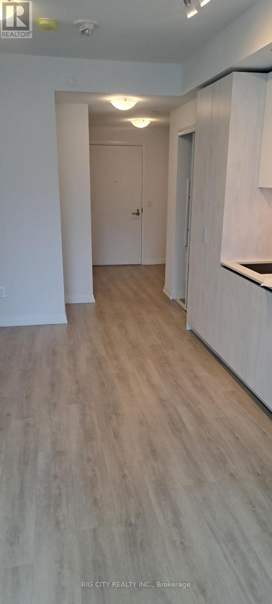 Photo 2 of 3008 8 Widmer Street, Toronto ON