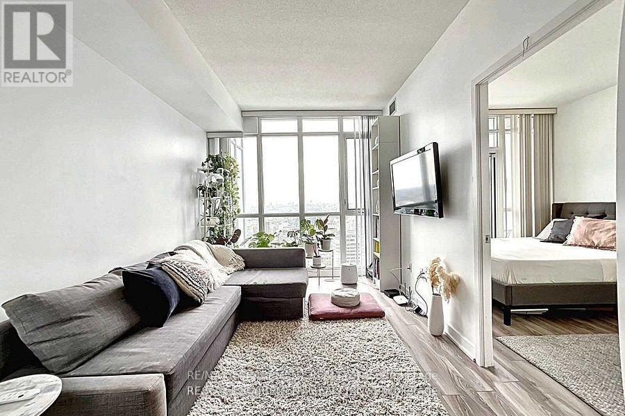 Photo 11 of 3701 15 Iceboat Terrace, Toronto ON