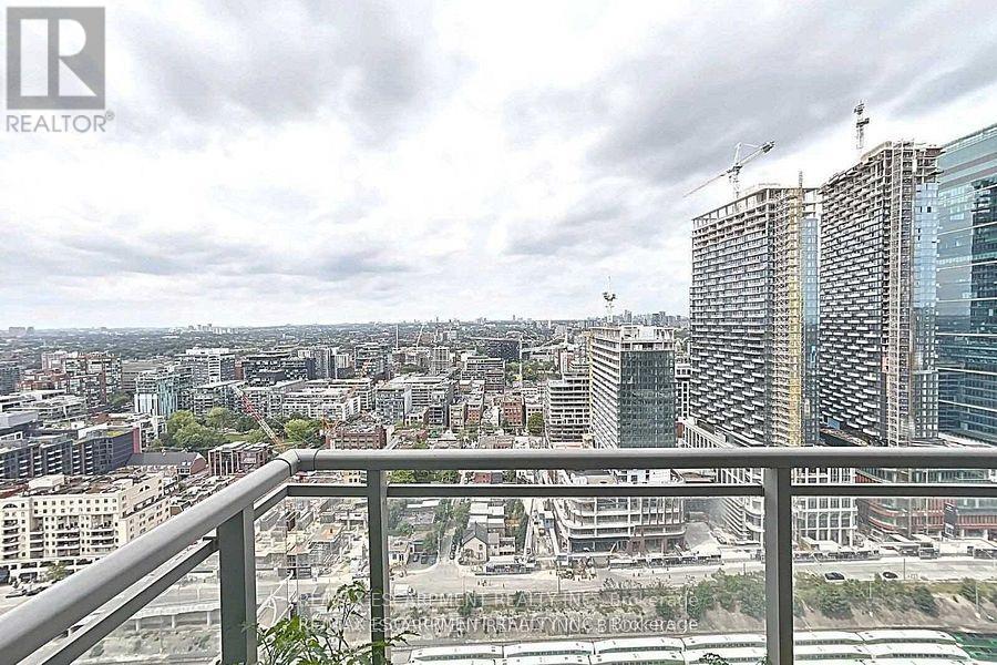 Photo 13 of 3701 15 Iceboat Terrace, Toronto ON
