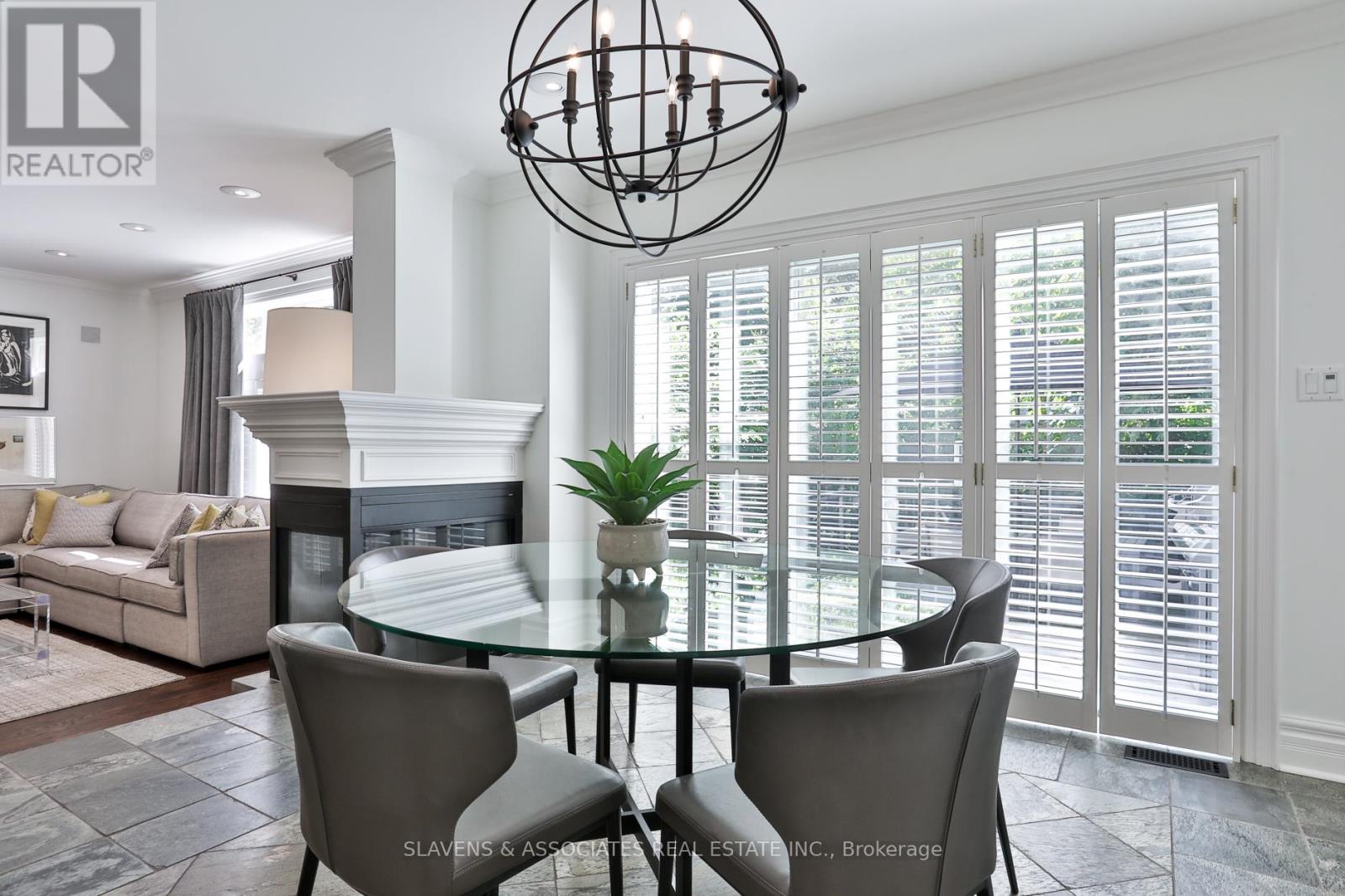 Photo 12 of 523 Fairlawn Avenue, Toronto ON