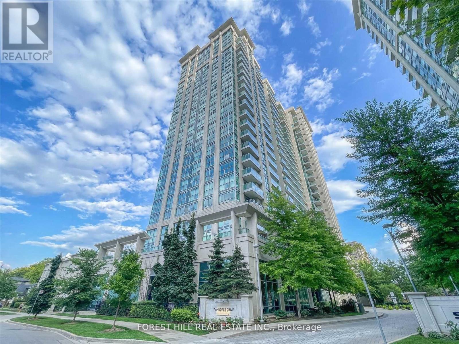 Photo 1 of 2315 17 Anndale Drive, Toronto ON