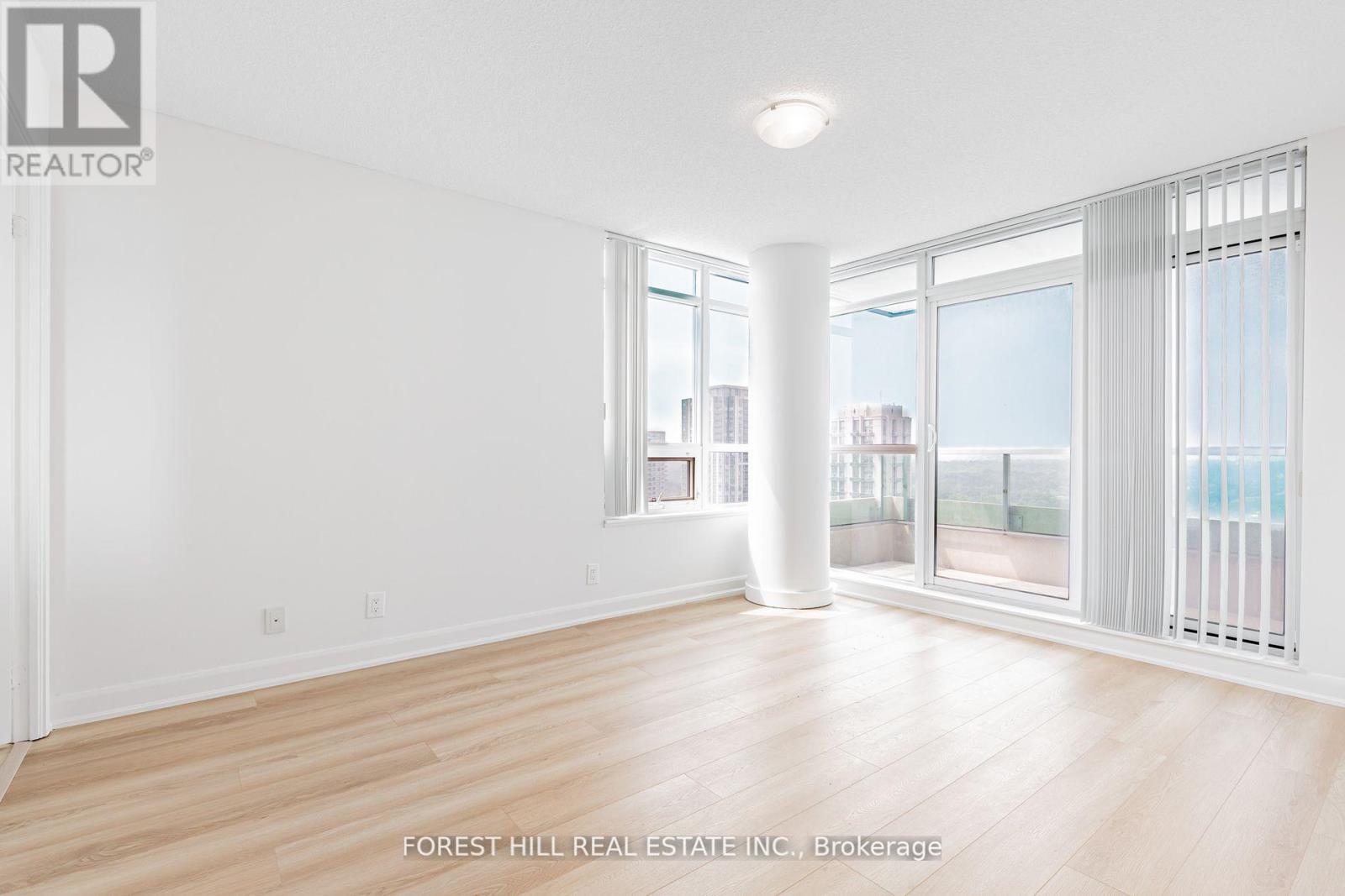 Photo 10 of 2315 17 Anndale Drive, Toronto ON