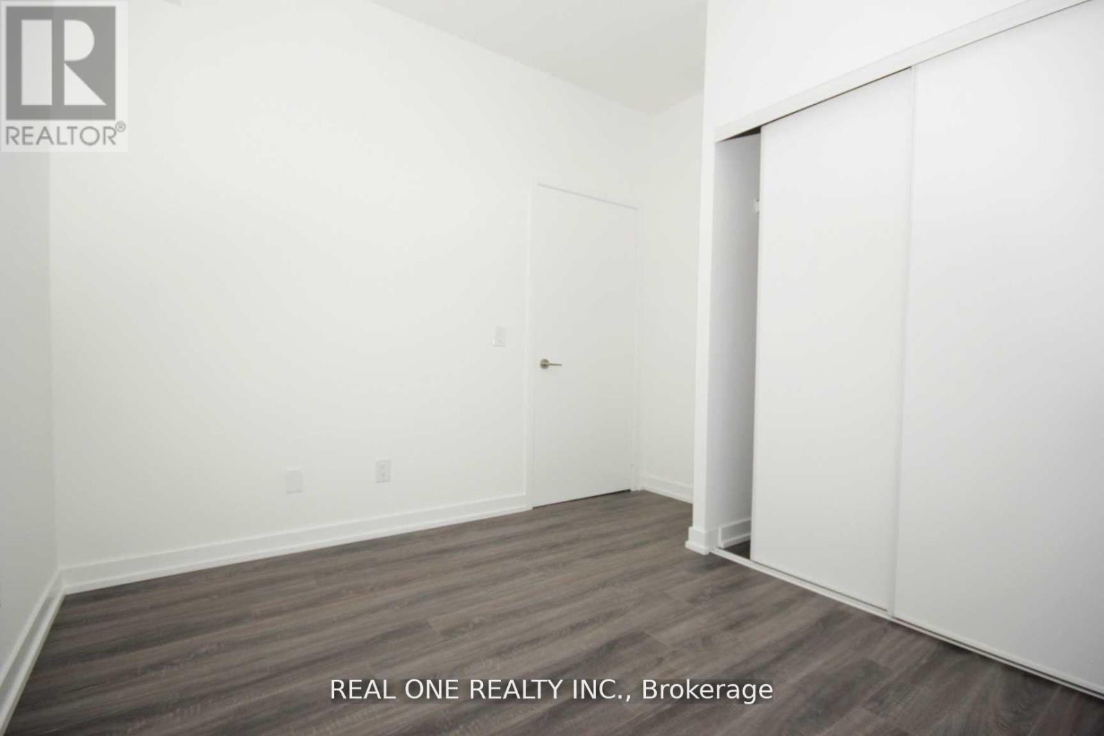 Photo 12 of 2803 20 Edward Street, Toronto ON