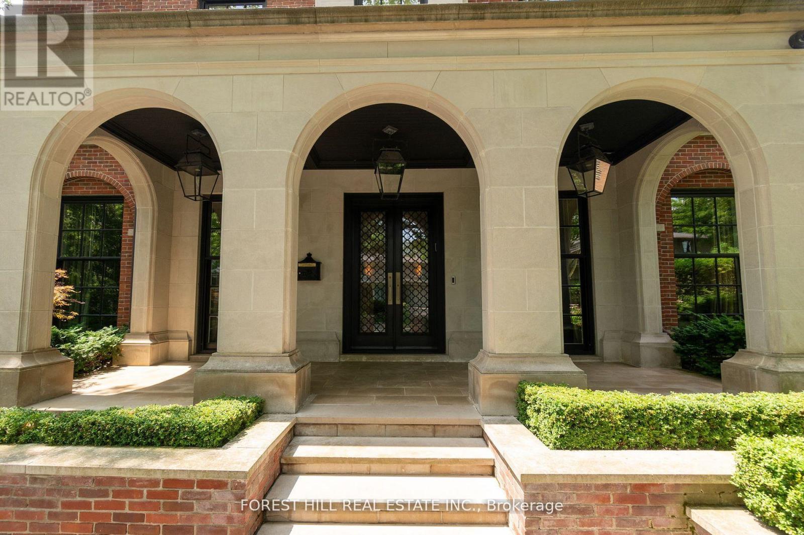Photo 3 of 12 Burmont Road, Toronto ON
