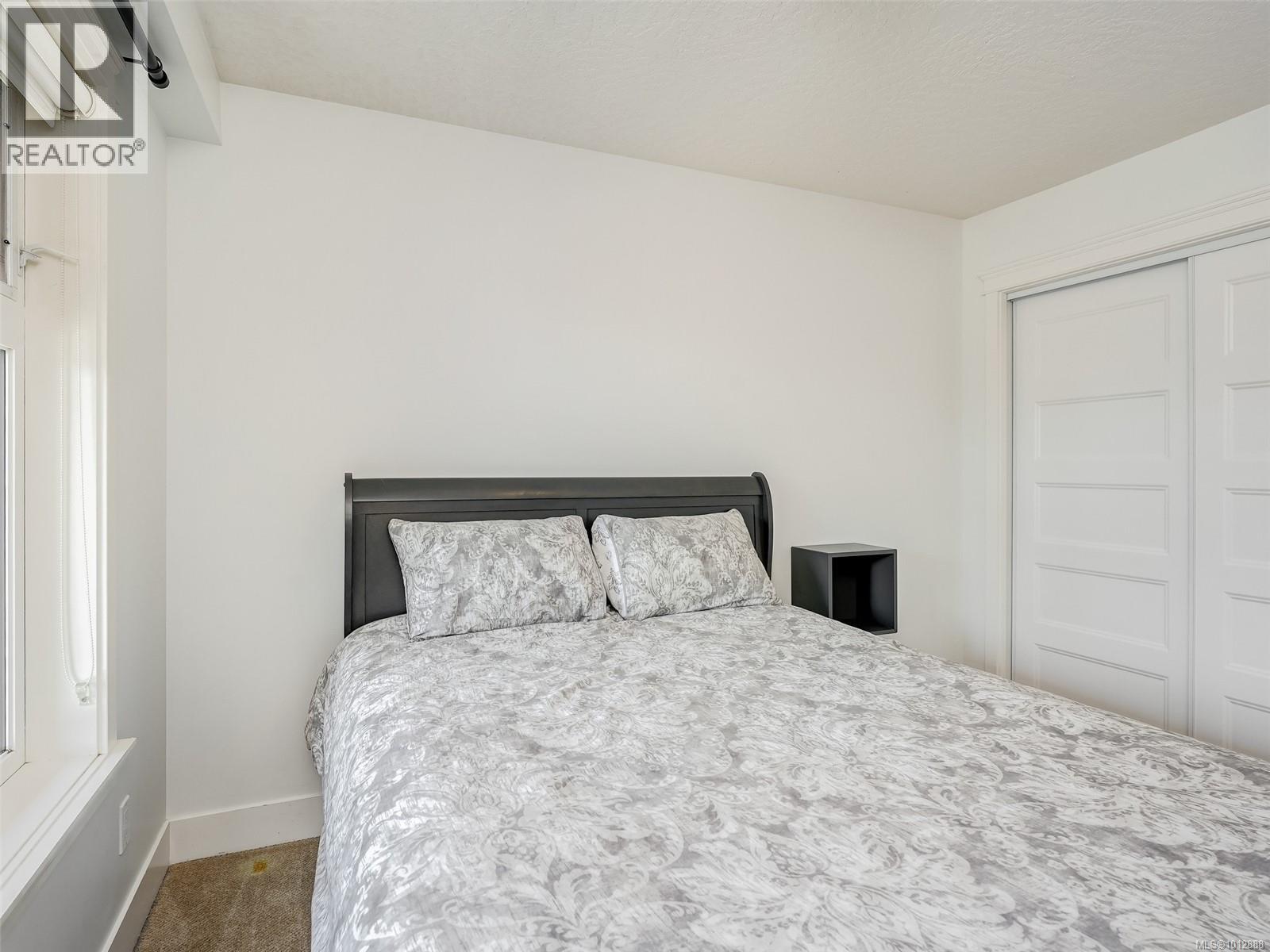 305 2717 Peatt Rd, Langford