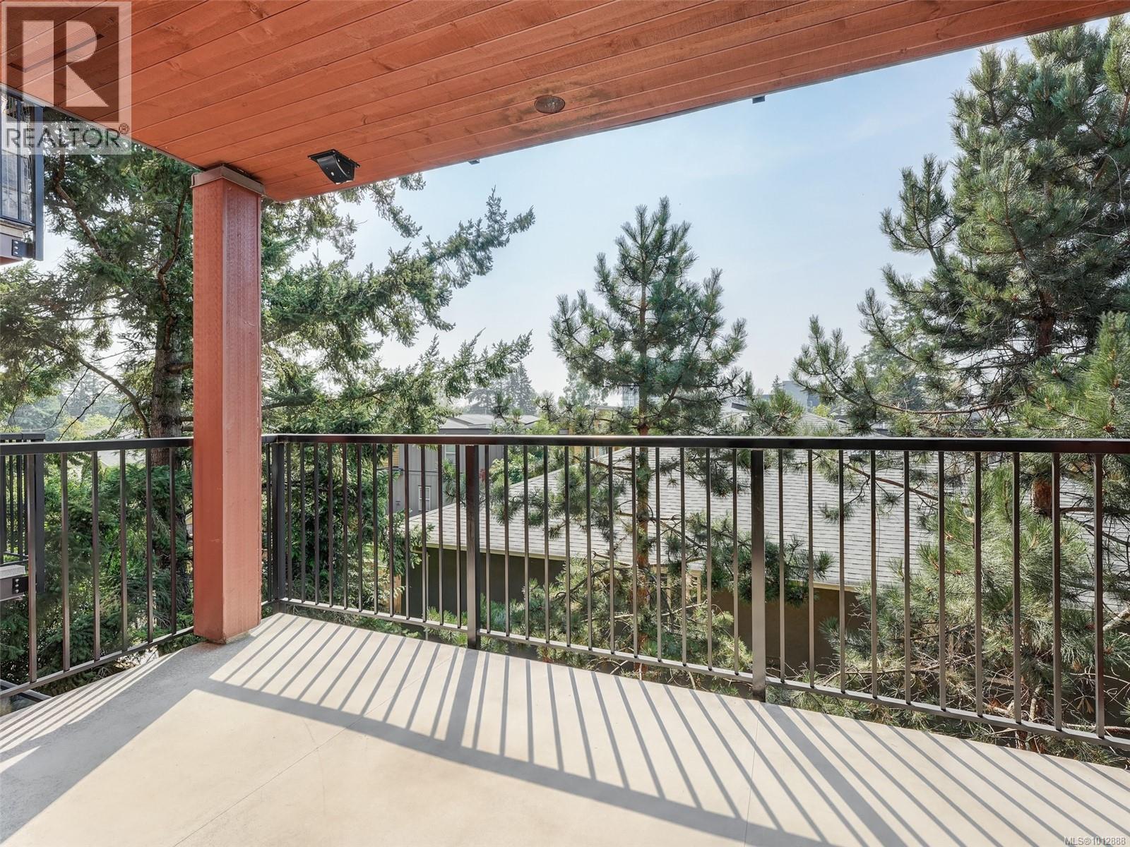 305 2717 Peatt Rd, Langford