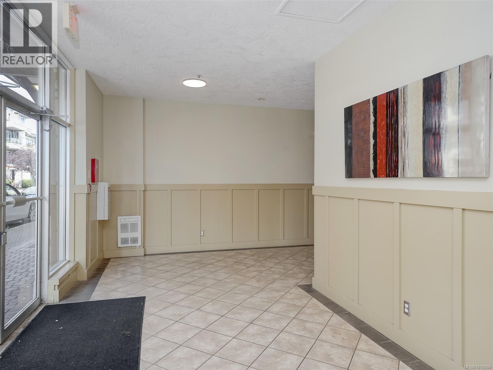 305 2717 Peatt Rd, Langford