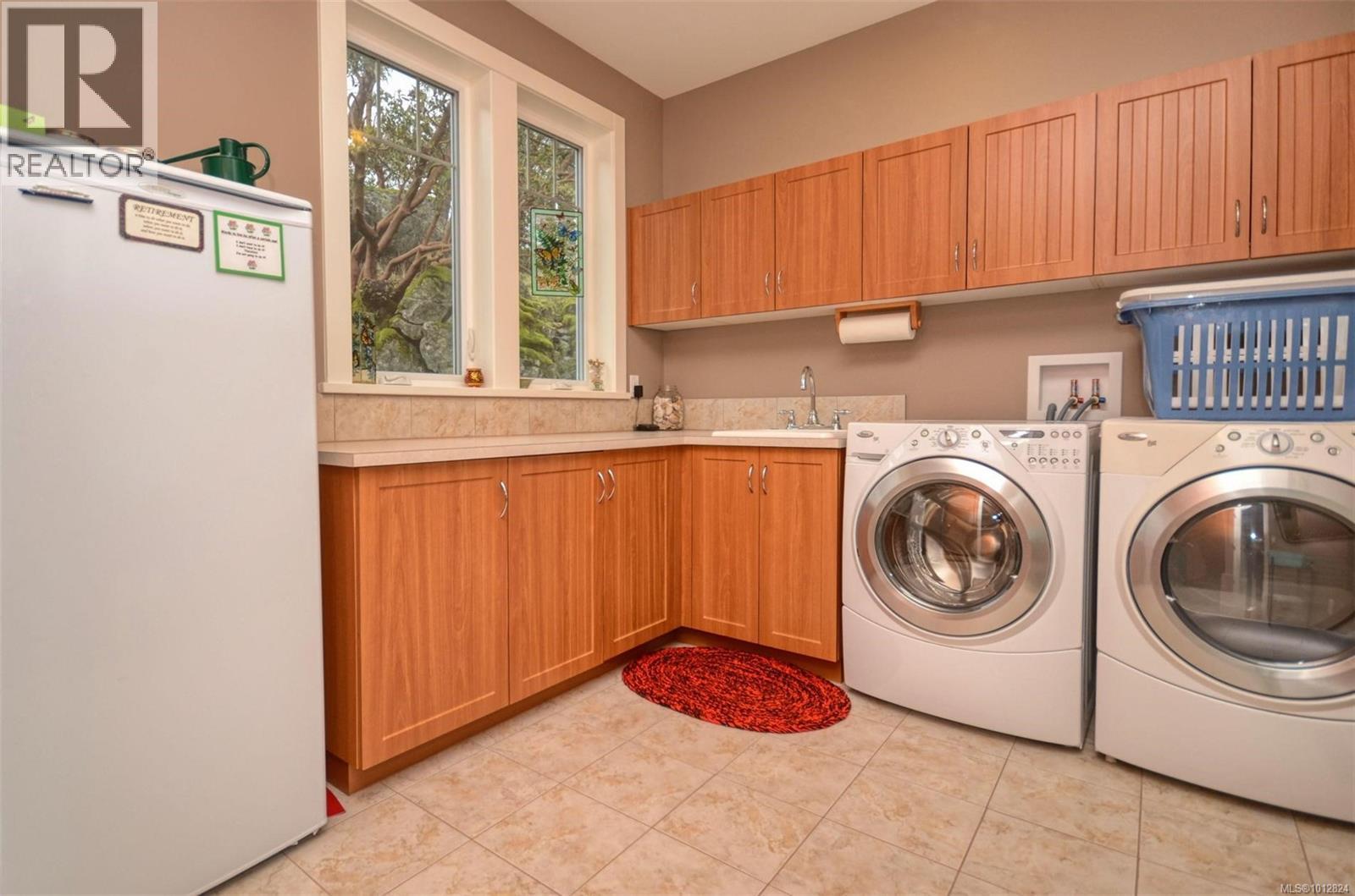 4935 Deer Park Trail, Metchosin
