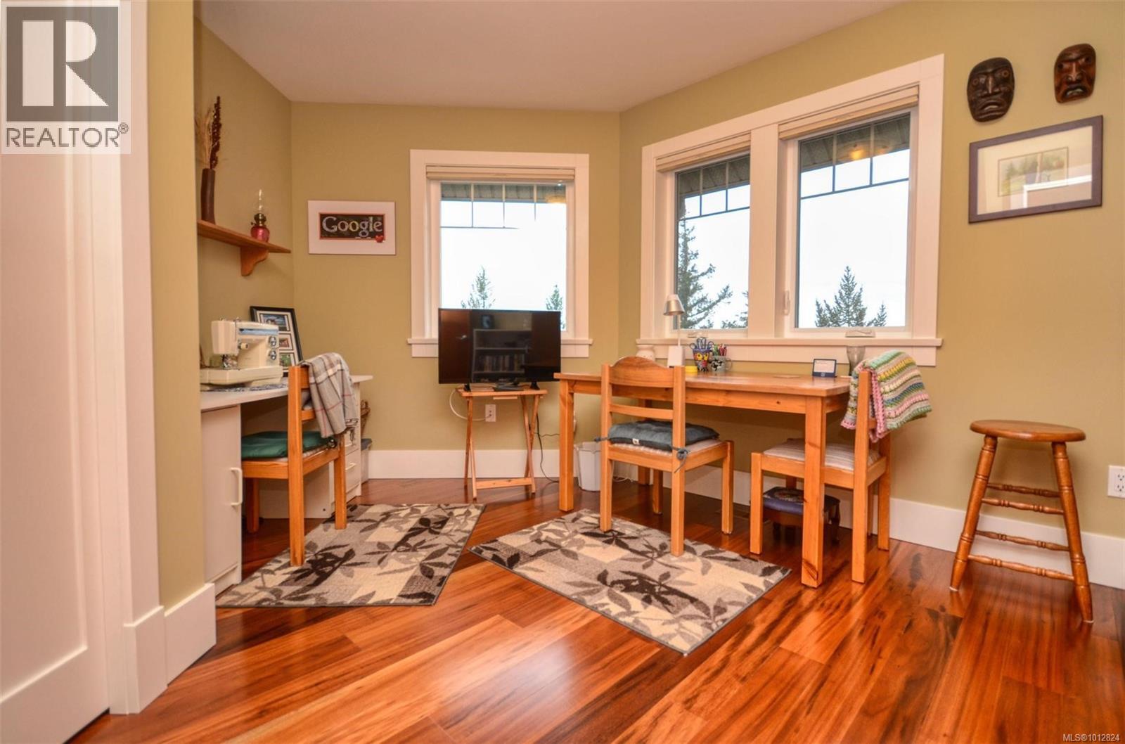 4935 Deer Park Trail, Metchosin