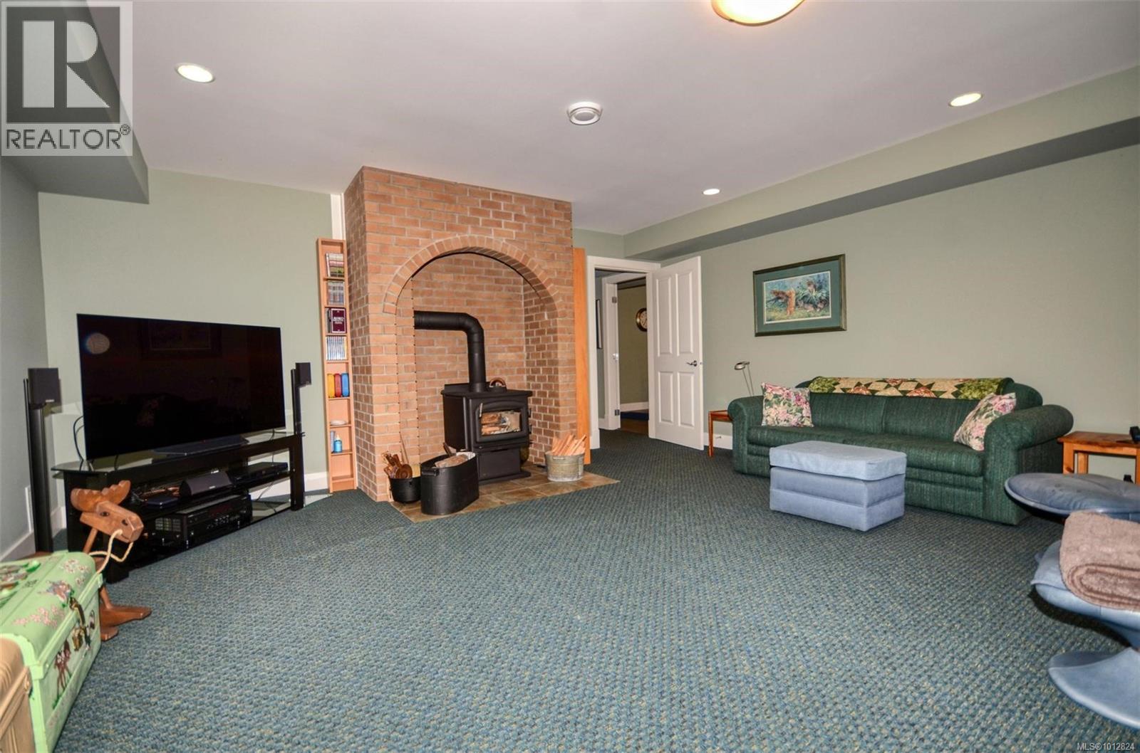 4935 Deer Park Trail, Metchosin