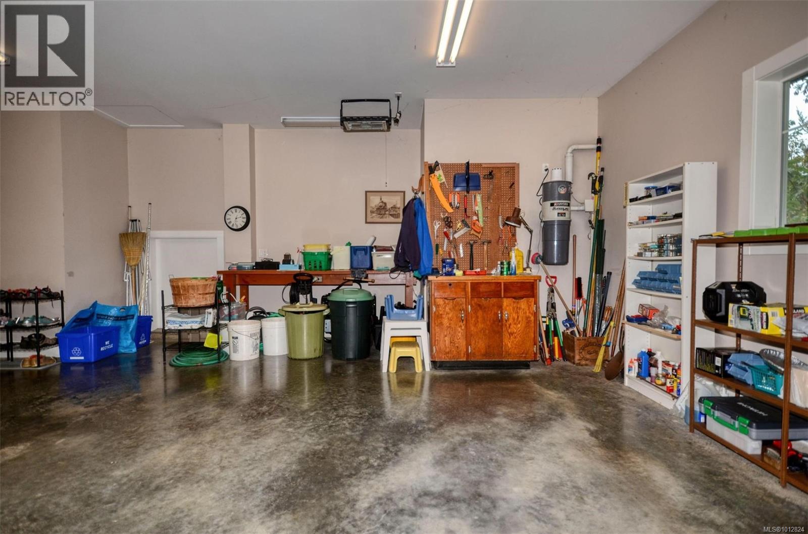 4935 Deer Park Trail, Metchosin