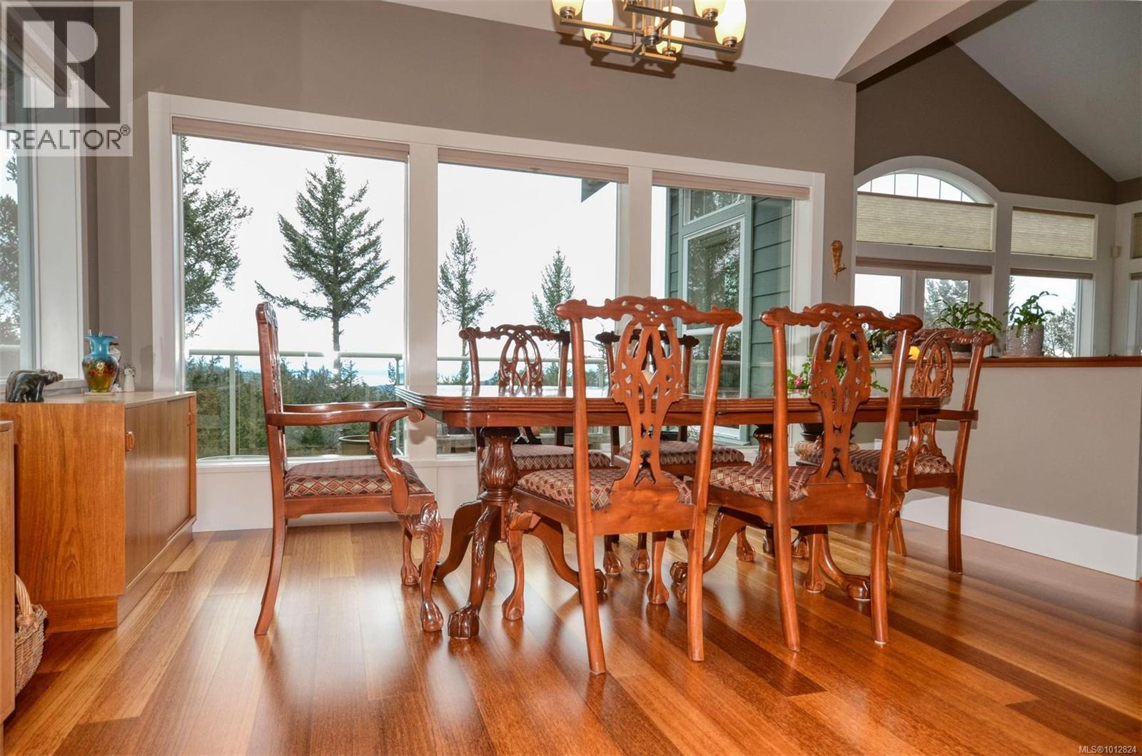 4935 Deer Park Trail, Metchosin