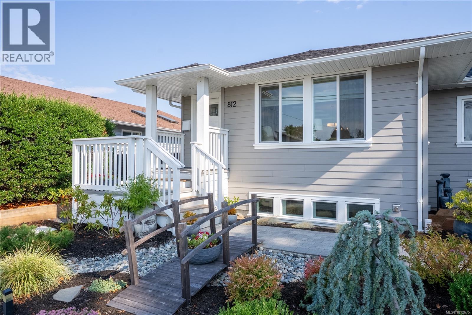 Photo 27 of 812 Mann Ave, Saanich BC