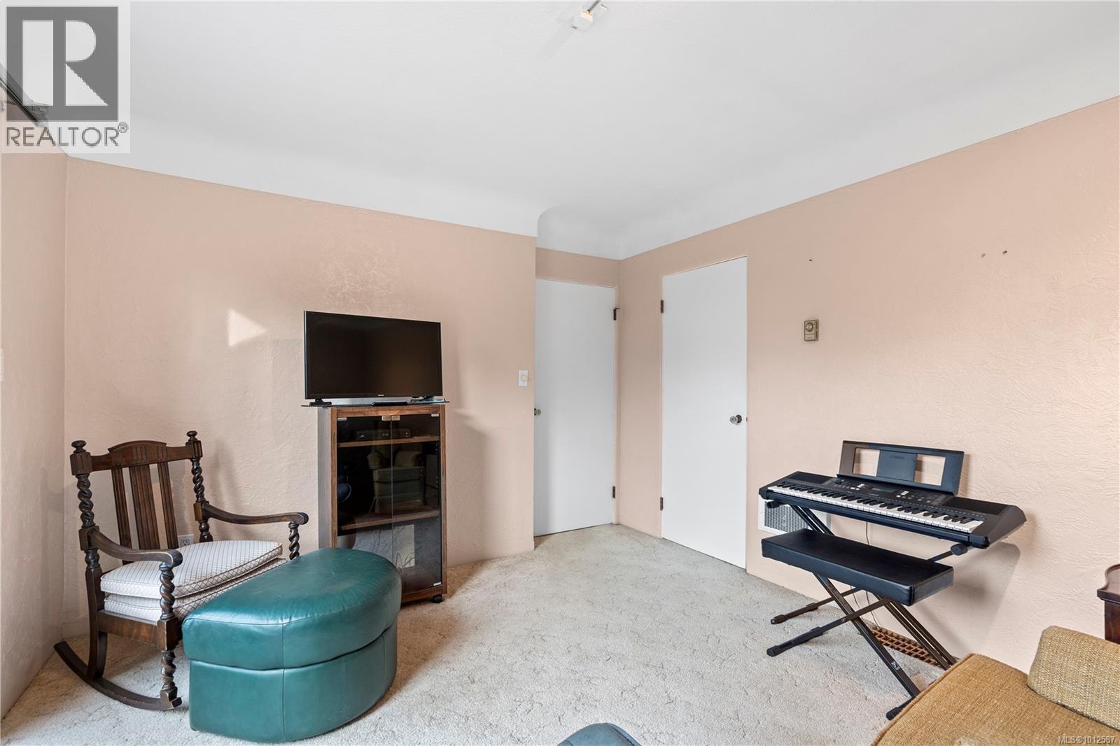 2830 Dunlevy St, Oak Bay