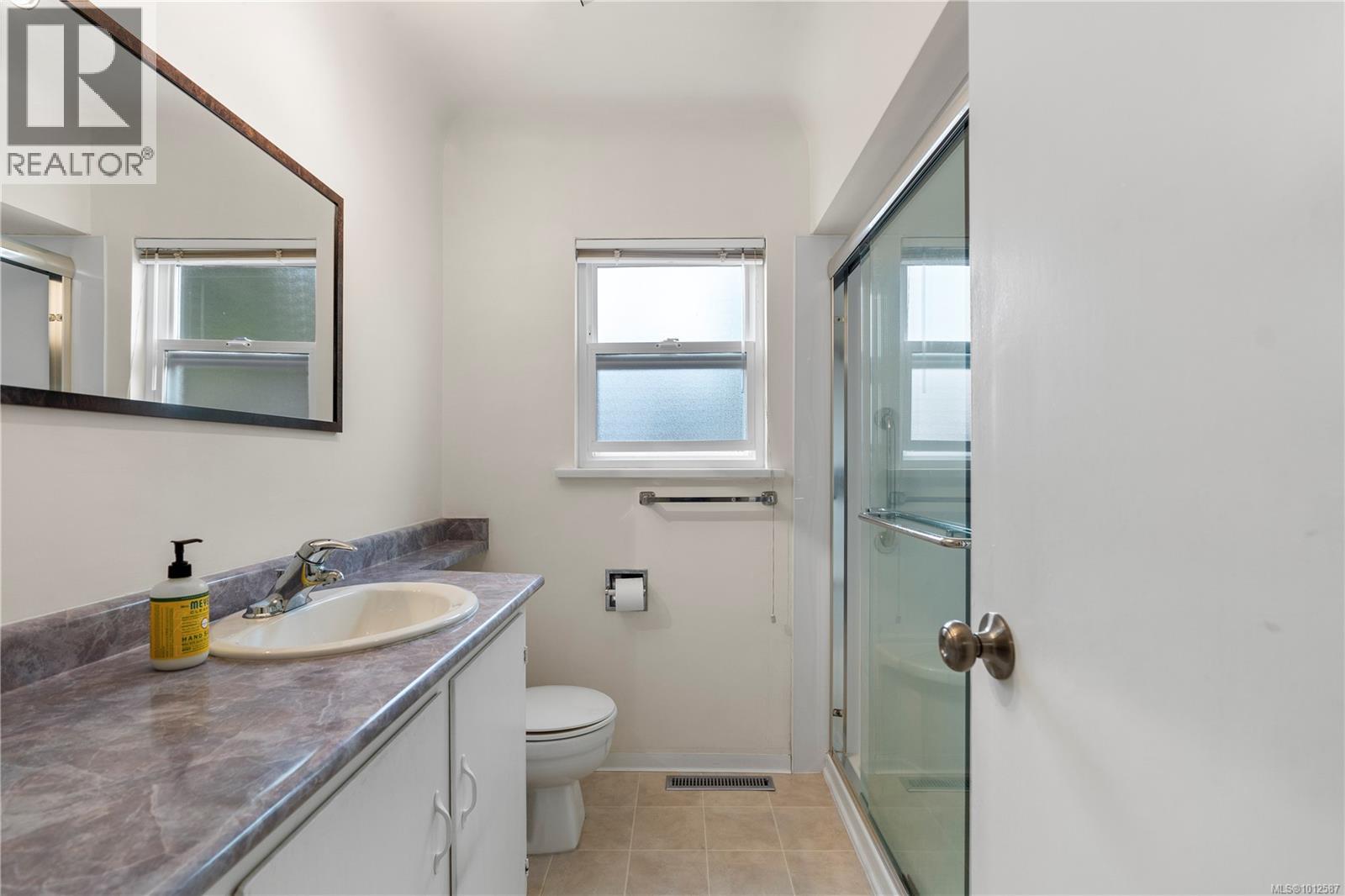 2830 Dunlevy St, Oak Bay