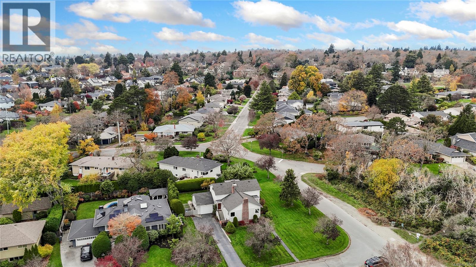 2830 Dunlevy St, Oak Bay