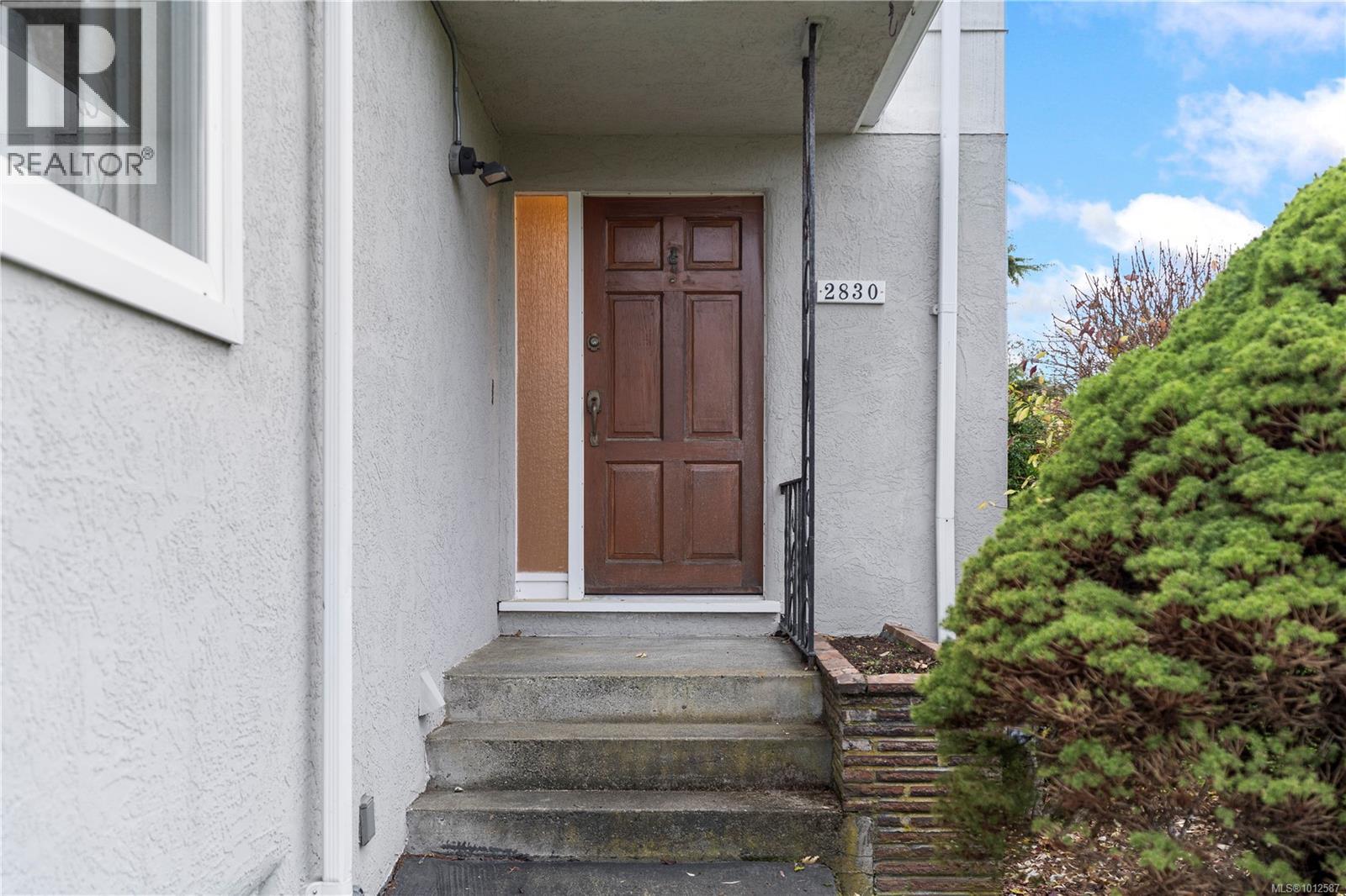 2830 Dunlevy St, Oak Bay