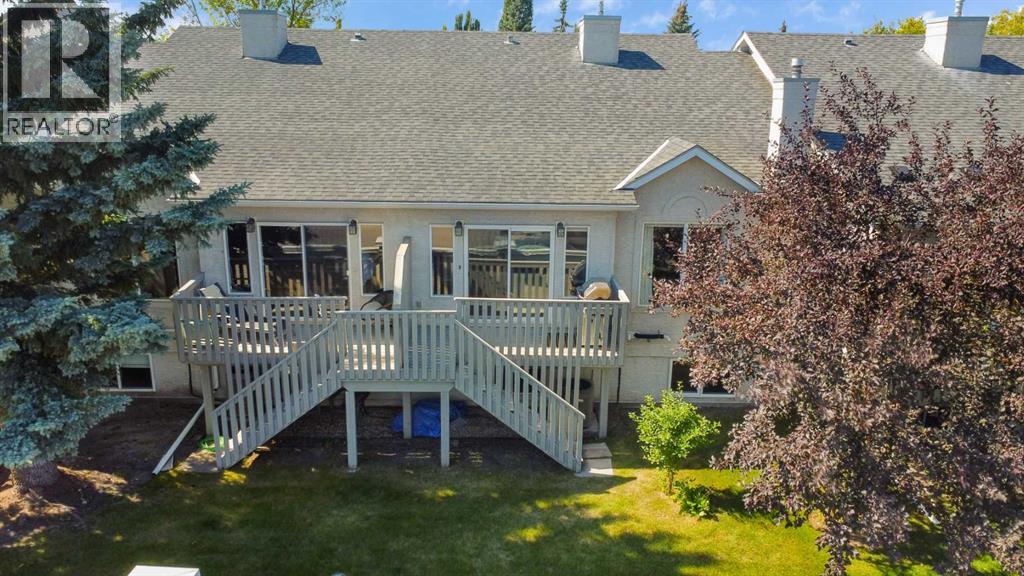Photo 29 of 140 Sunlake Gardens Se, Calgary AB