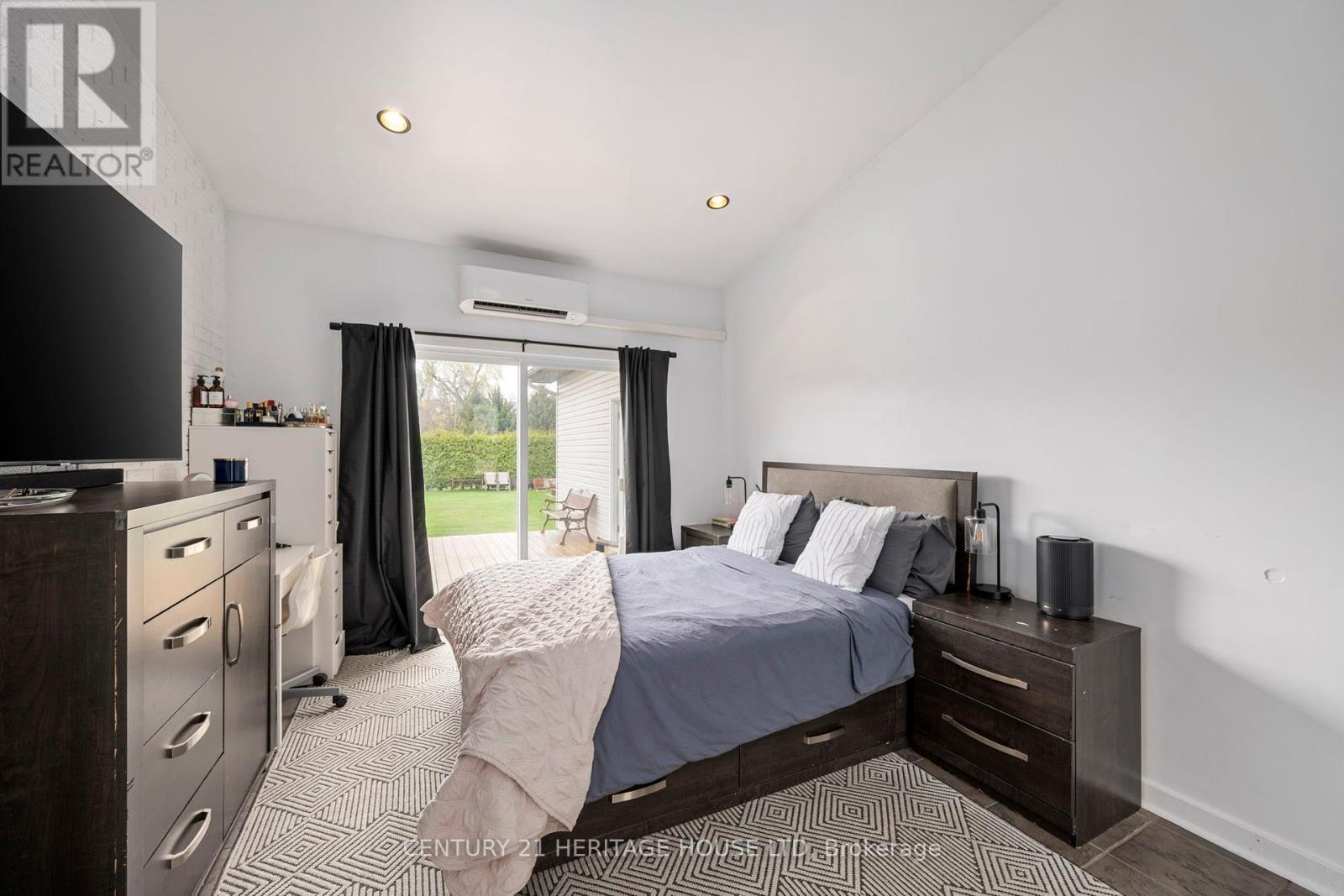 Photo 28 of 2720 Catherine Street, Thames Centre ON