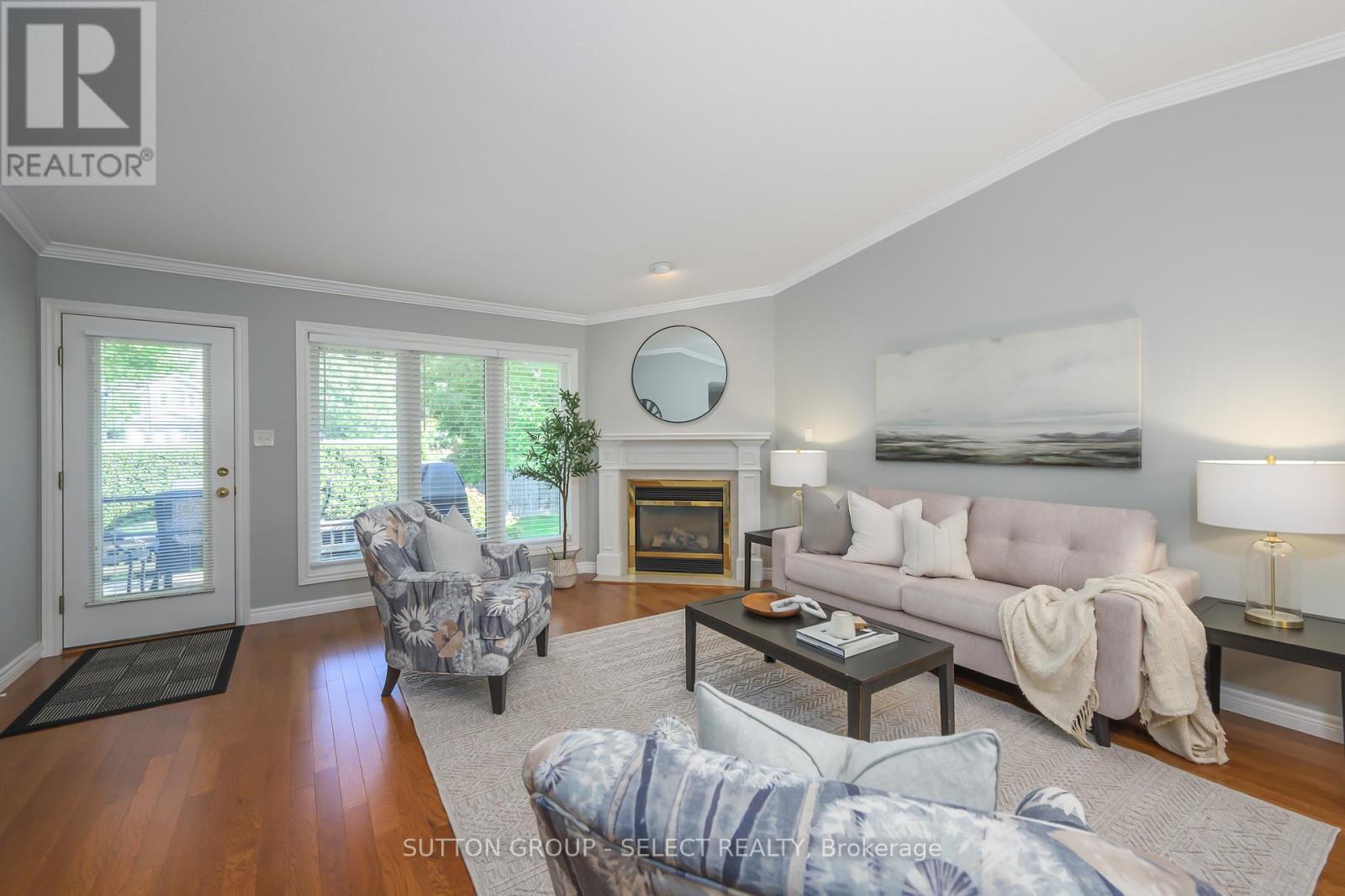 Photo 11 of 4 505 Cranbrook Road, London South ON