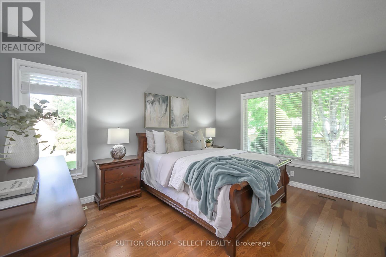 Photo 15 of 4 505 Cranbrook Road, London South ON