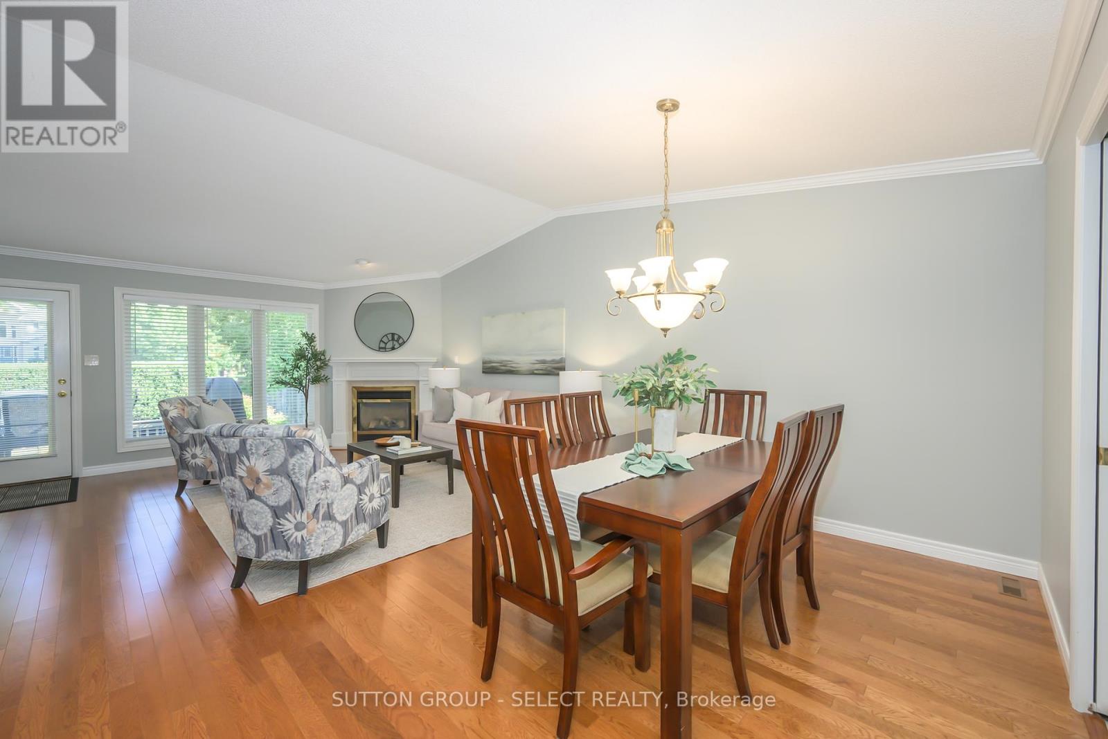 Photo 9 of 4 505 Cranbrook Road, London South ON