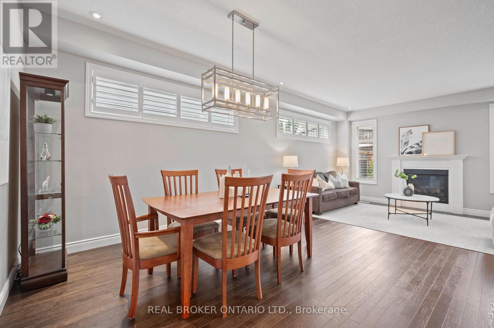 Photo 12 of 70 Pioneer Tower Road, Kitchener ON