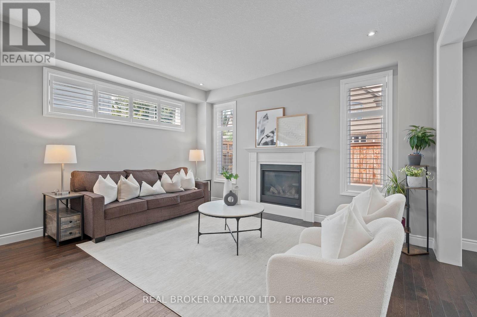 Photo 14 of 70 Pioneer Tower Road, Kitchener ON