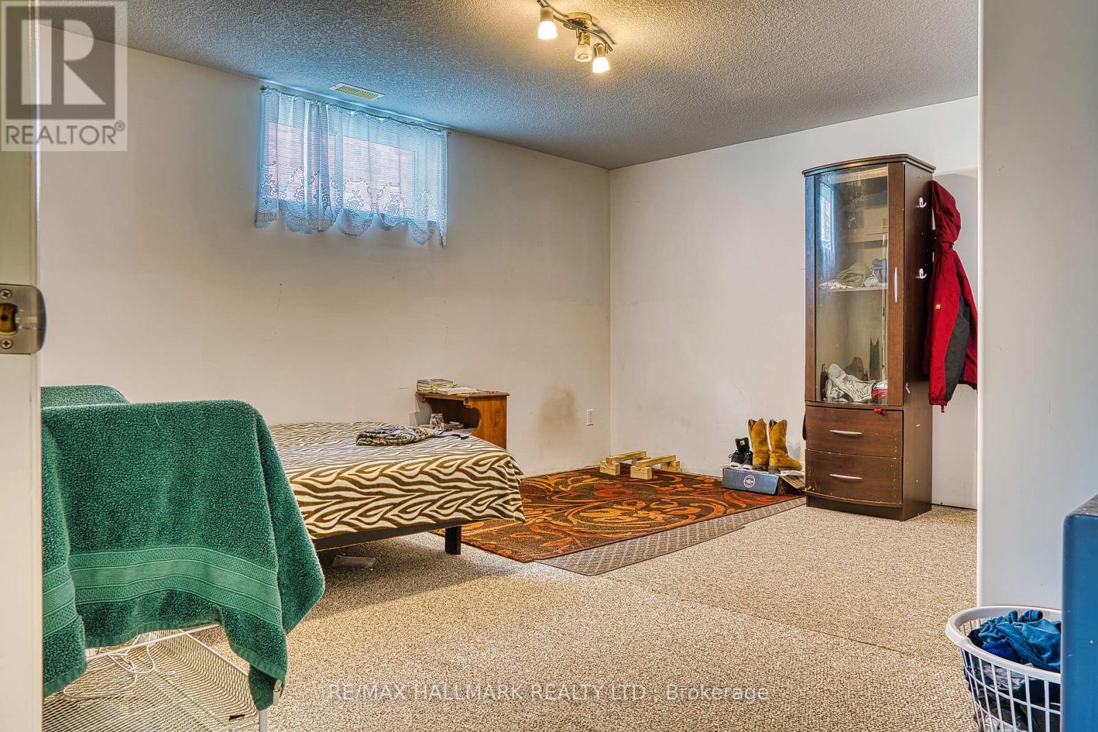 Photo 34 of 735 Wellington Avenue S, North Perth ON