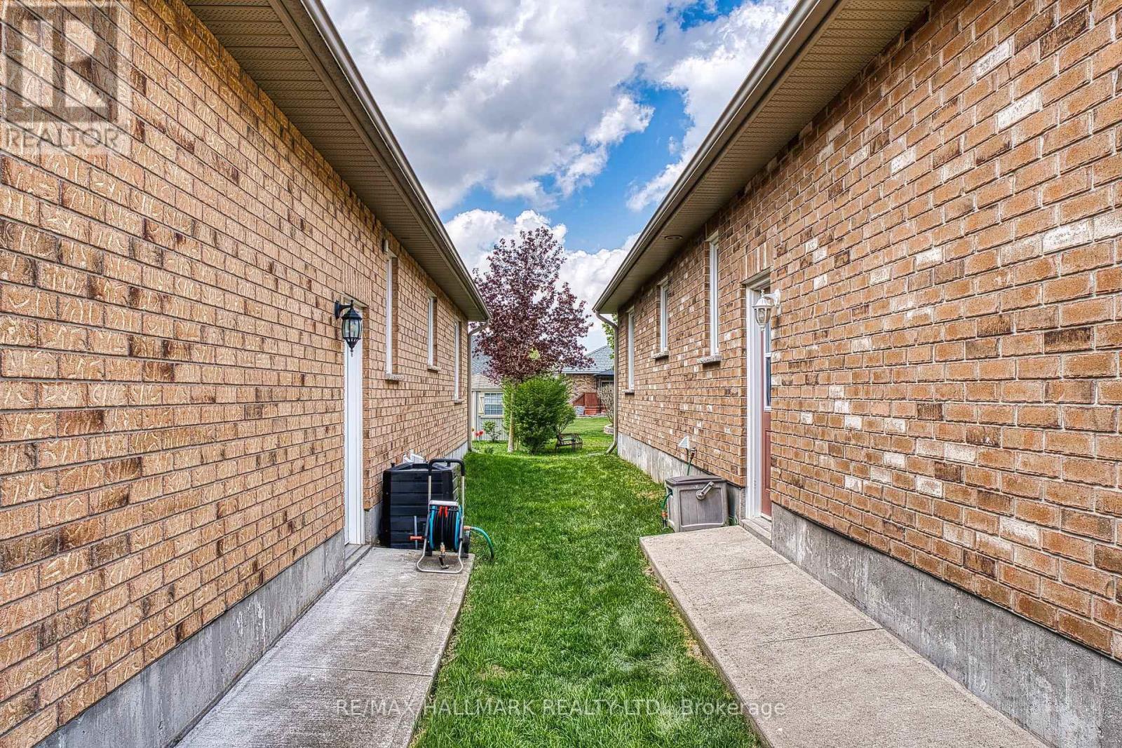 Photo 38 of 735 Wellington Avenue S, North Perth ON