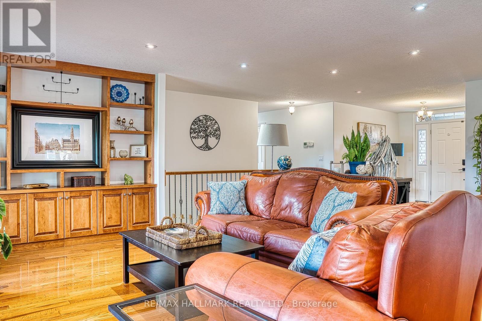 Photo 7 of 735 Wellington Avenue S, North Perth ON