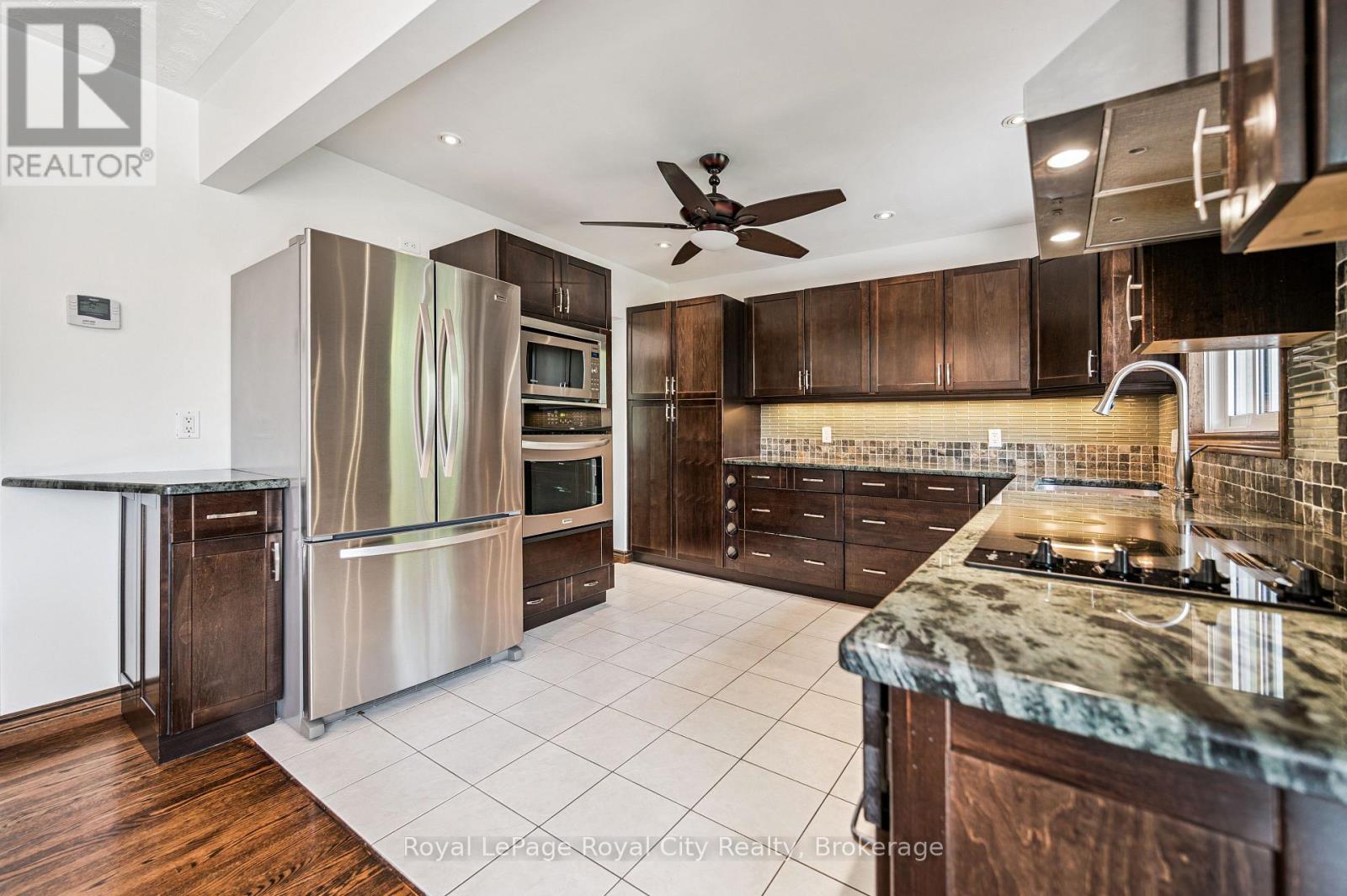 Photo 14 of 22 Owen Avenue, Kitchener ON
